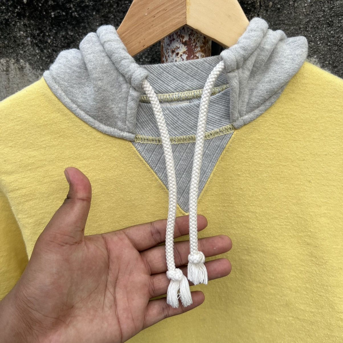 Japanese Brand “THE REAL MCCOY’S” YELLOW/GREY HOODIE Size S / US 4 / IT 40 - 4 Thumbnail