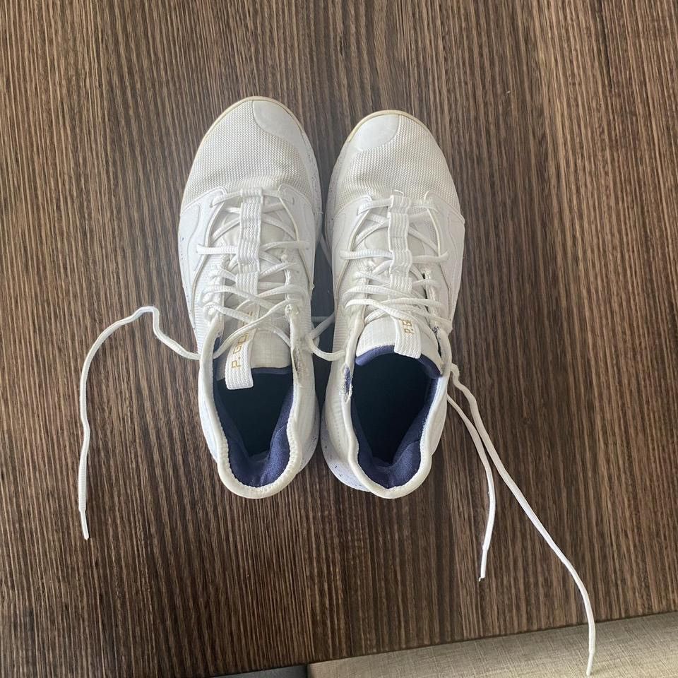 Nike PG13 Basketball shoes Size US 9 / EU 42 - 2 Thumbnail