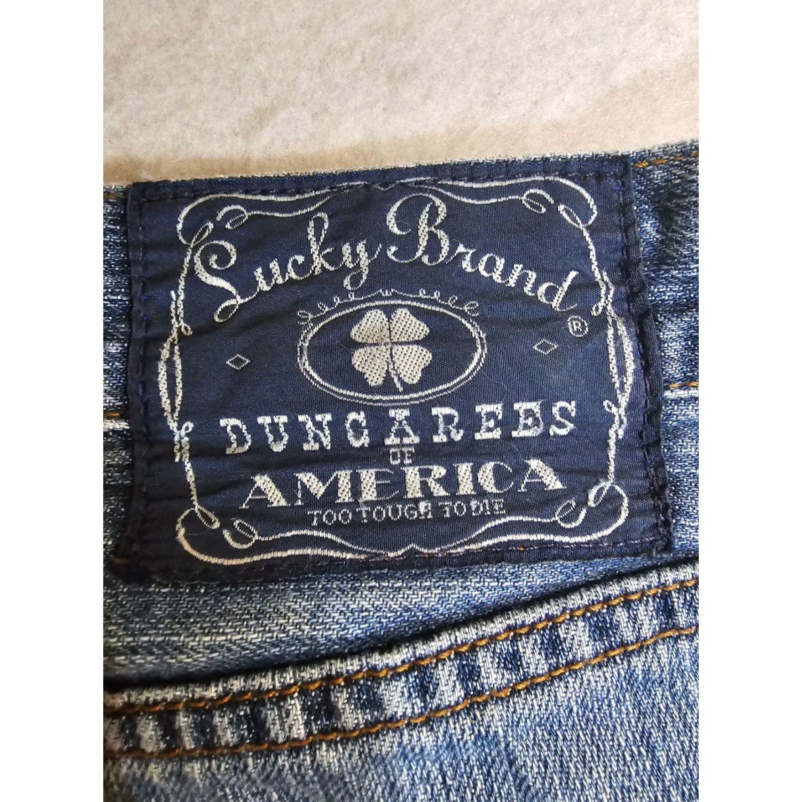Lucky Brand VINTAGE Lucky Brand Dungarees Distressed Denim Medium Wash Mens Sz 34x29 Size US 34 / EU 50 - 6 Thumbnail
