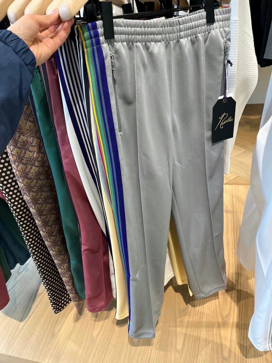 Needles NEEDLES STUDIOUS Trackpants 5c Gradient Butterfly Gr S New Size US 30 / EU 46 - 2 Thumbnail