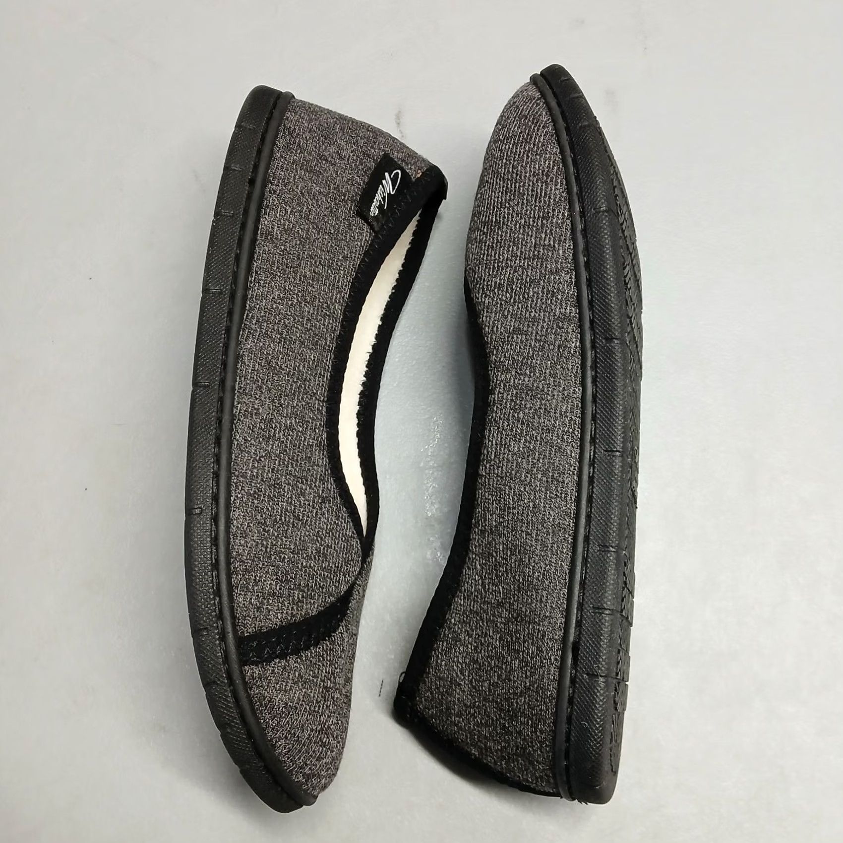 Vintage Wishcotton Womens Size 8 Slippers Black Gray Comfort Slip On Casual Knit Slippers Size ONE SIZE - 2 Thumbnail