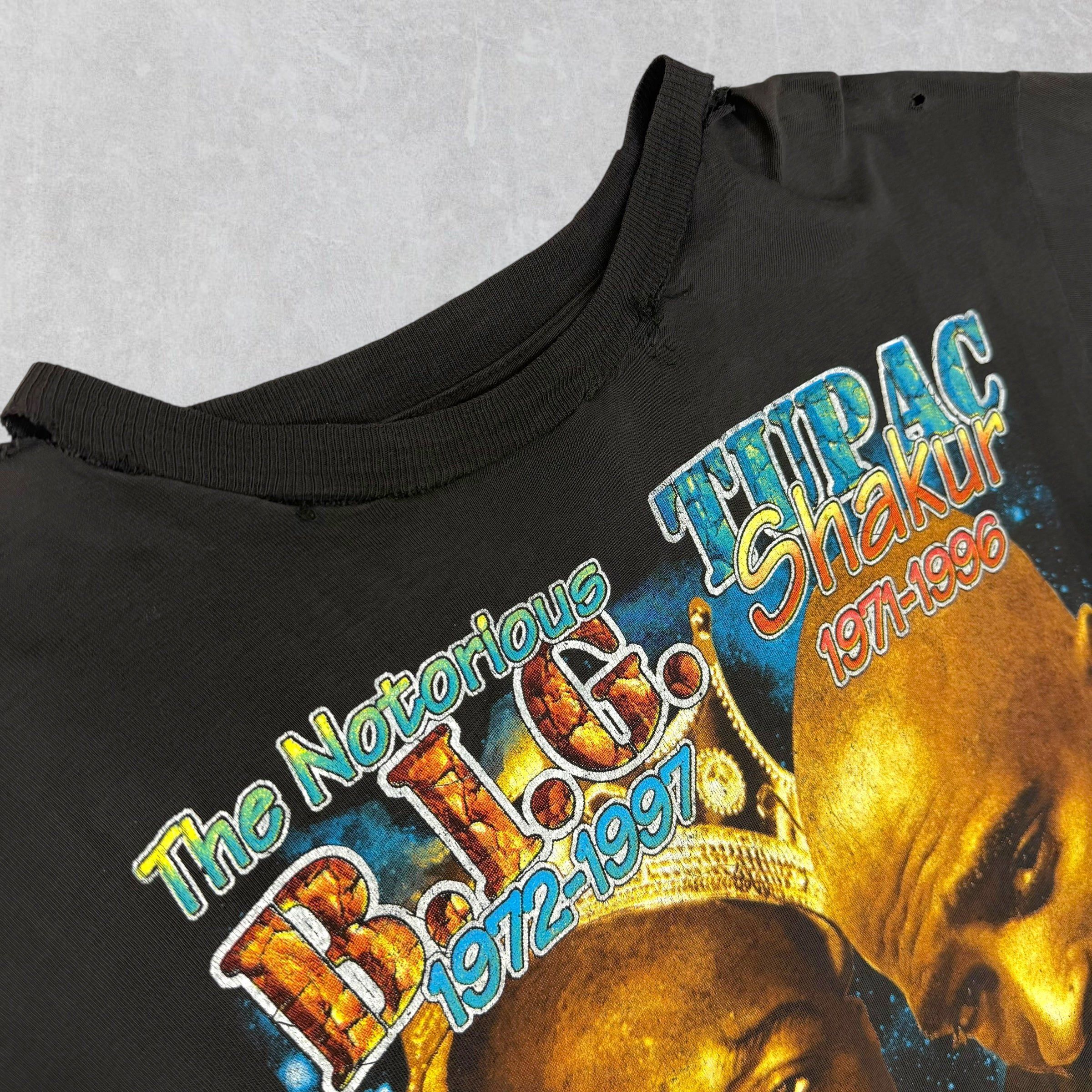 Vintage Vintage 90s Biggie Smalls Tupac Album Cover Rap Tee XL Size US XL / EU 56 / 4 - 5 Thumbnail