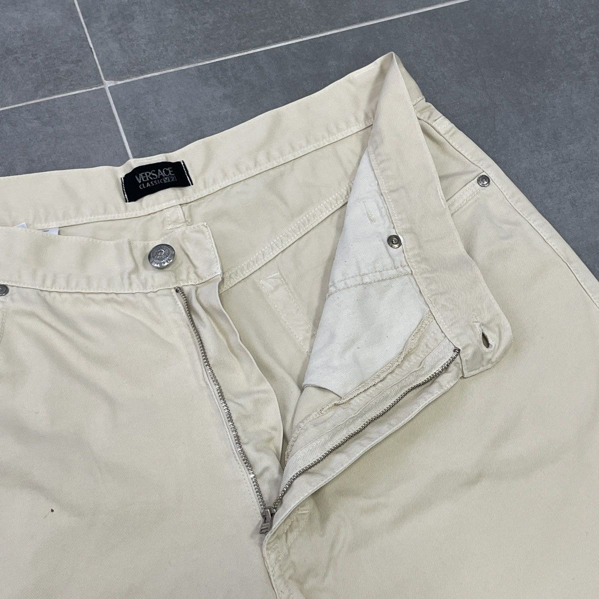 Versace × Vintage Vintage Versace Classic V2 Pants Size 36 Size US 36 / EU 52 - 10 Thumbnail