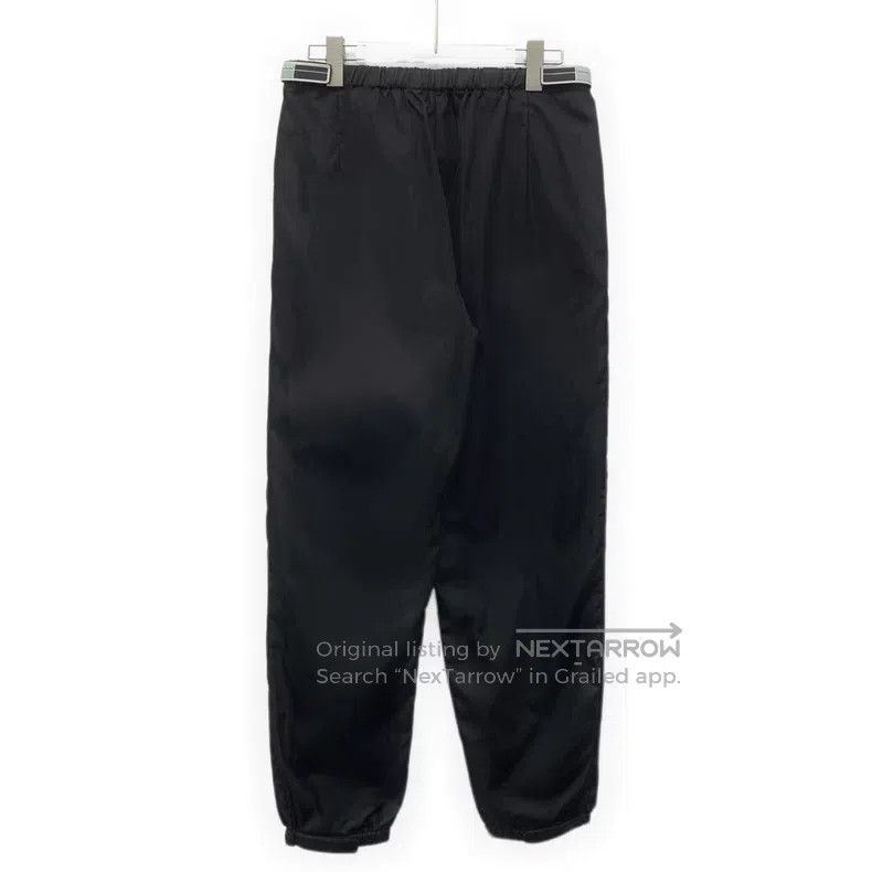 Prada Prada Black elastic waist casual sports trousers Size US 28 / EU 44 - 2 Thumbnail