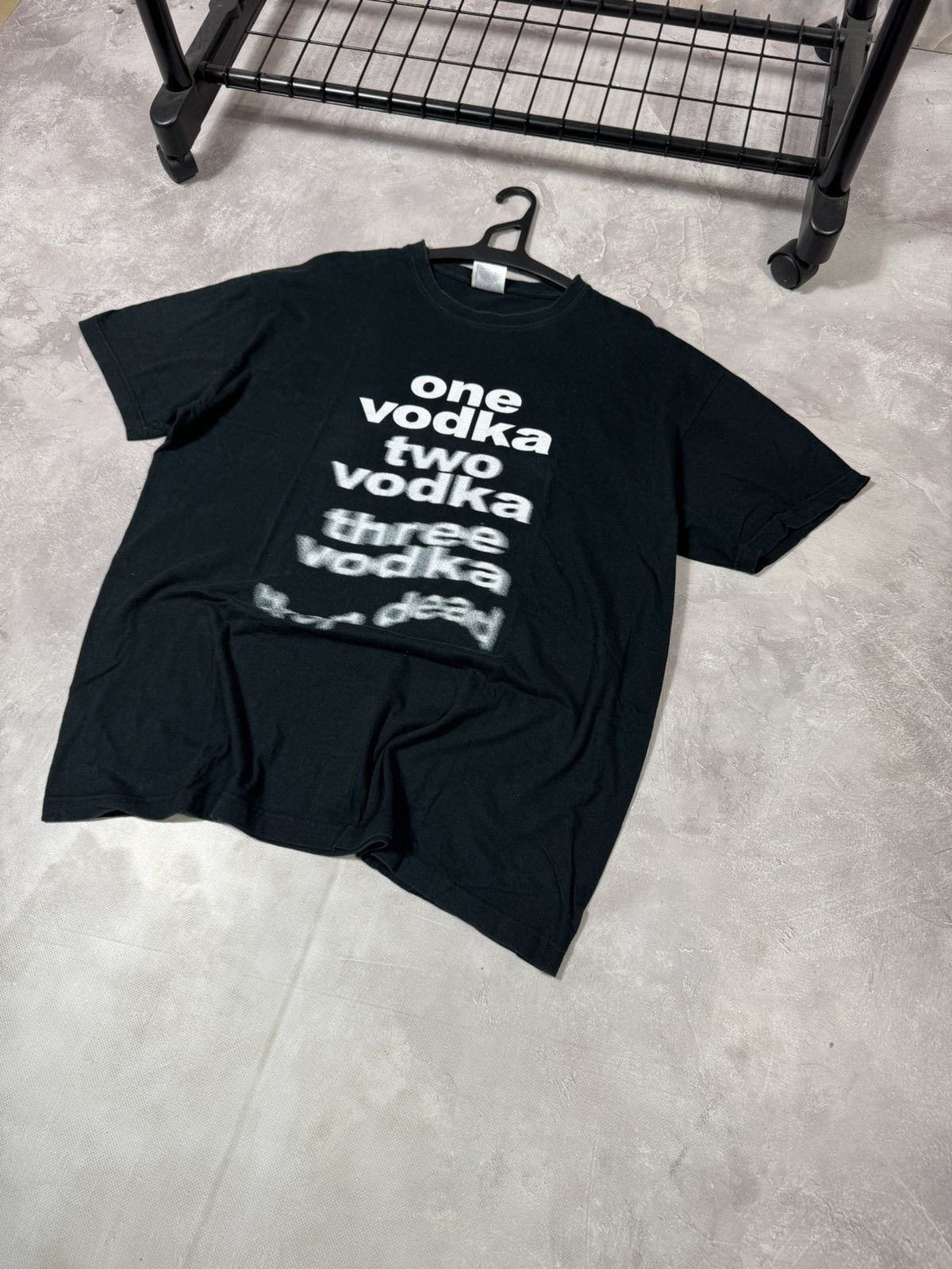 Vintage Vintage "One Vodka Two Vodka Tree Vodka" Distressed Tee Size US XXL / EU 58 / 5 - 2 Thumbnail