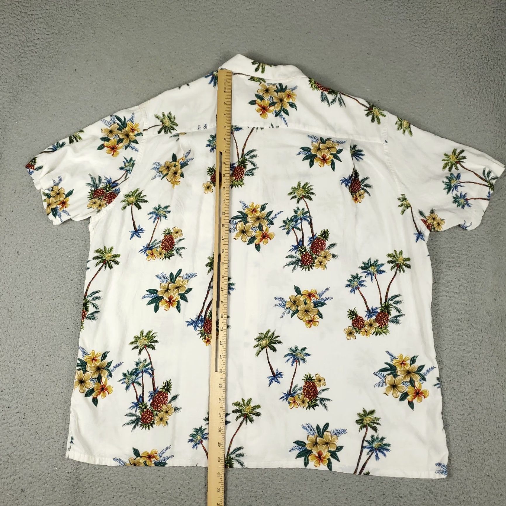 Vintage Burma Bibas Shirt Mens 2XL White Floral Rayon Button Up Short Sleeve Vintage? Size US XXL / EU 58 / 5 - 4 Thumbnail