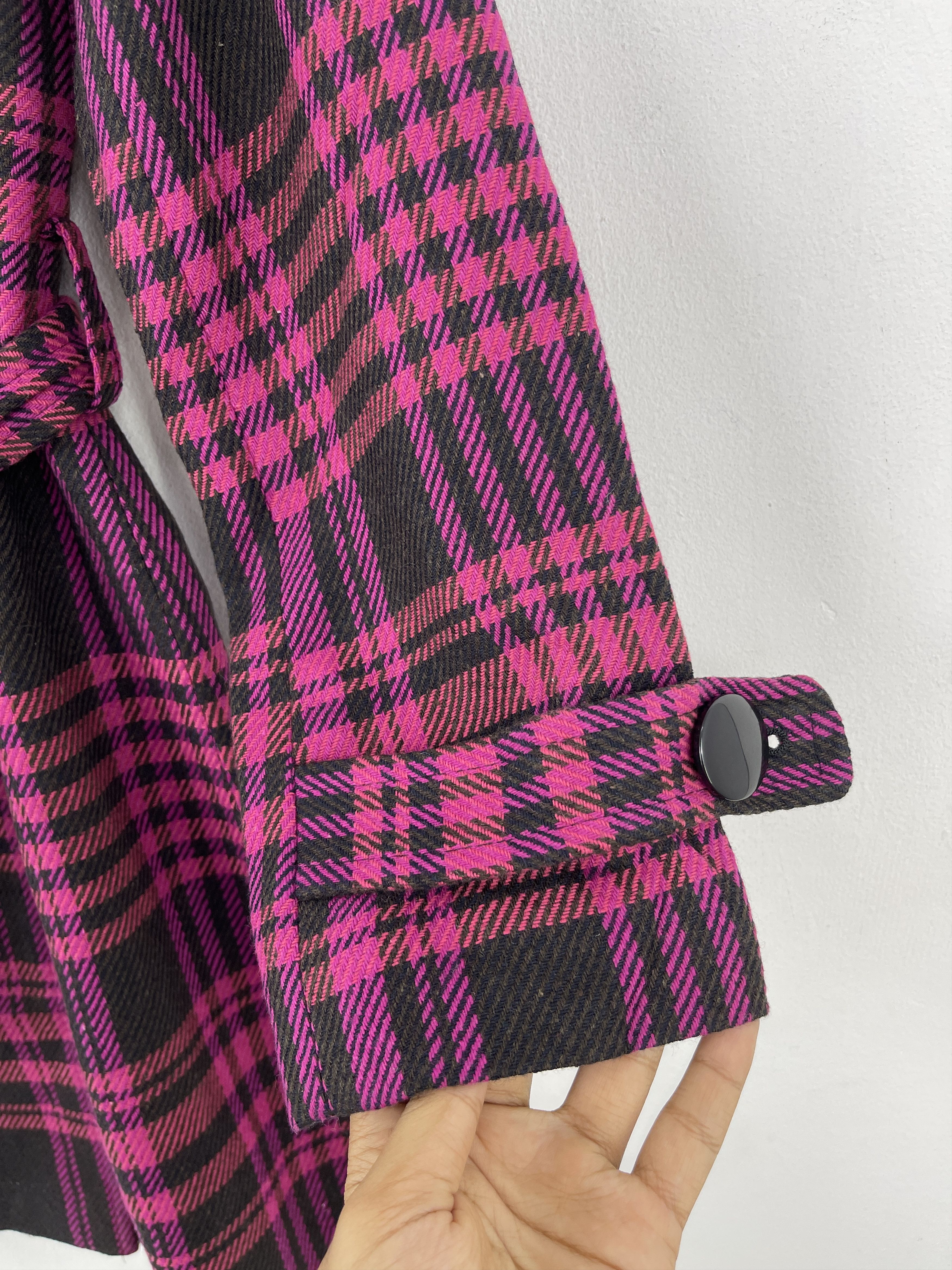 Japanese Brand Vintage Acrylic Black and Purple Belted Plaid Jacket JA0076 Size US L / EU 52-54 / 3 - 12 Thumbnail