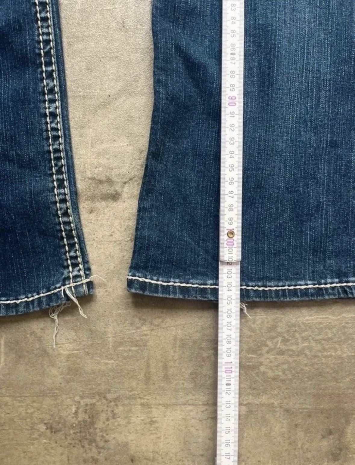 Silver Jeans Co. Silver Jeans low waist bootcut Size US 33 - 10 Thumbnail