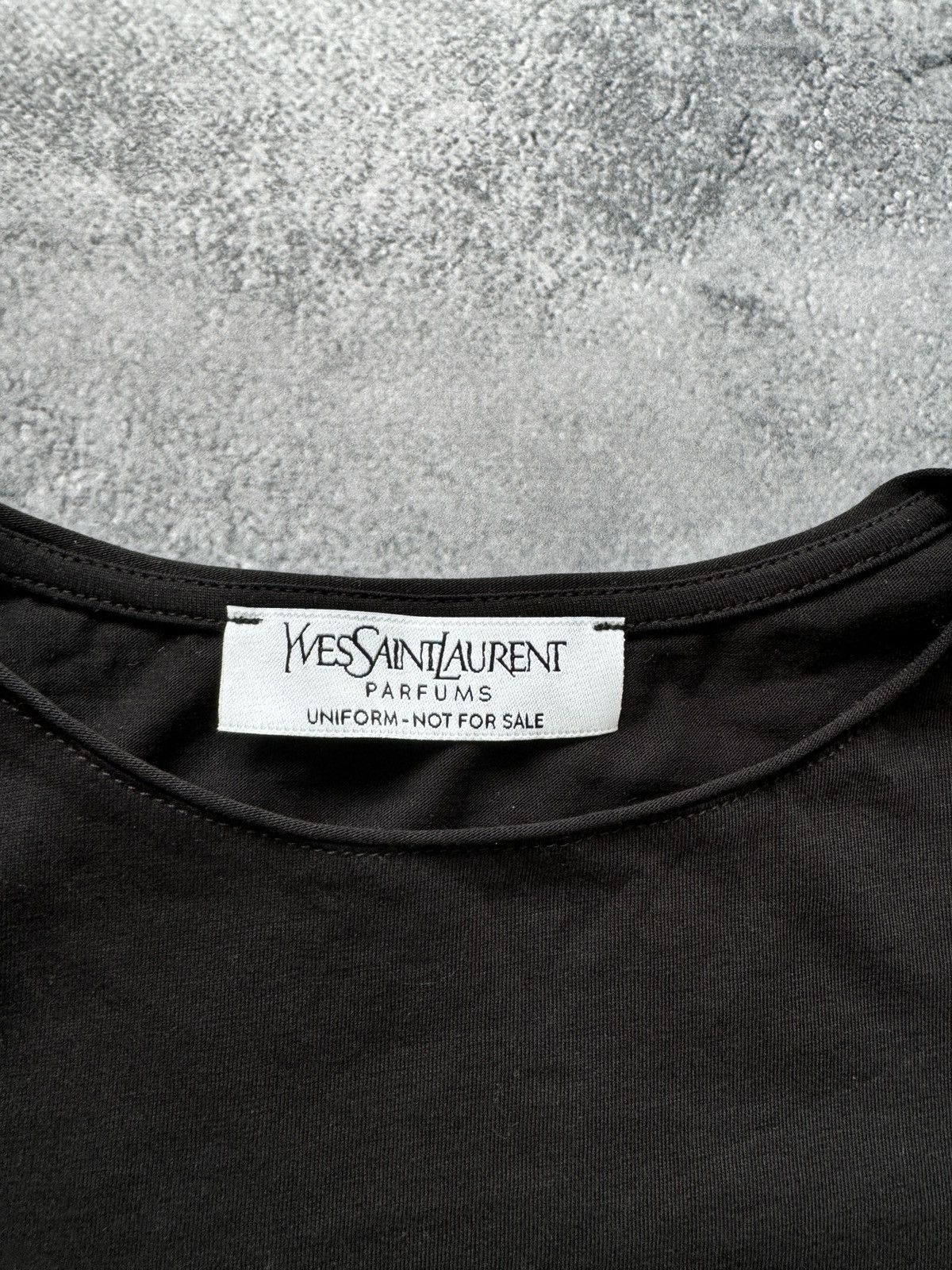 Yves Saint Laurent Yves Saint Laurent Uniform cropped T-Shirt size S Size S / US 4 / IT 40 - 7 Thumbnail