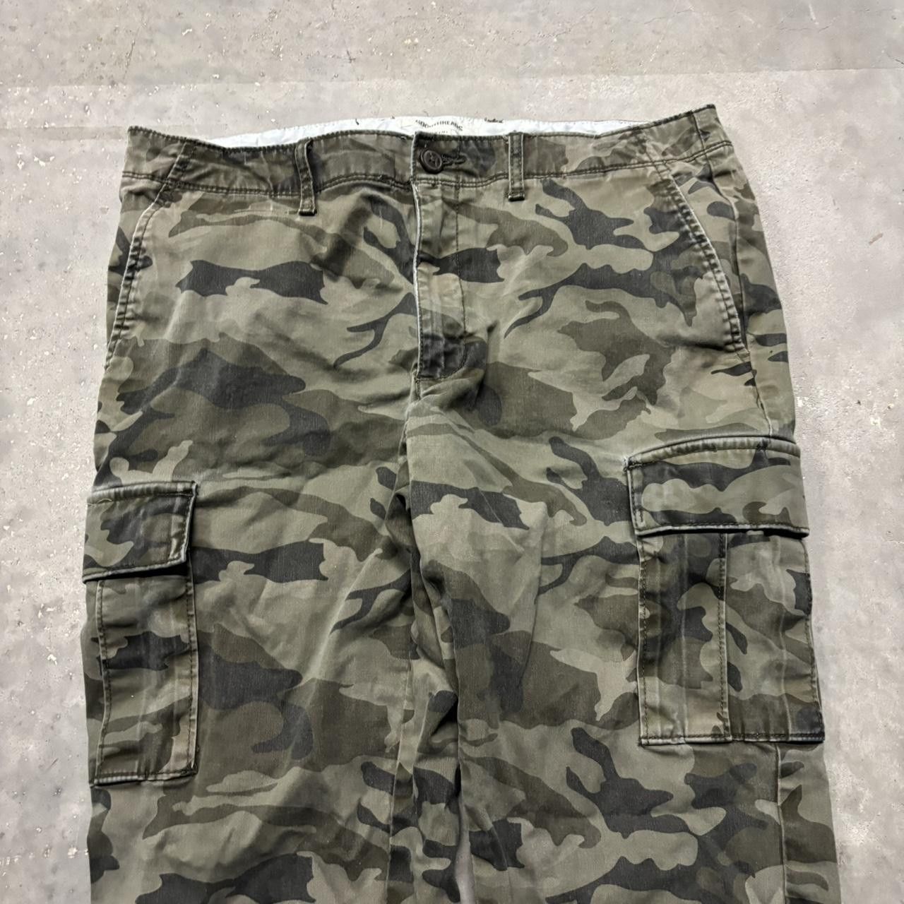 Japanese Brand × Vintage Crazy Vintage Y2K/2000s Grunge Camo Streetwear Cargo Pants! Size US 32 / EU 48 - 5 Thumbnail