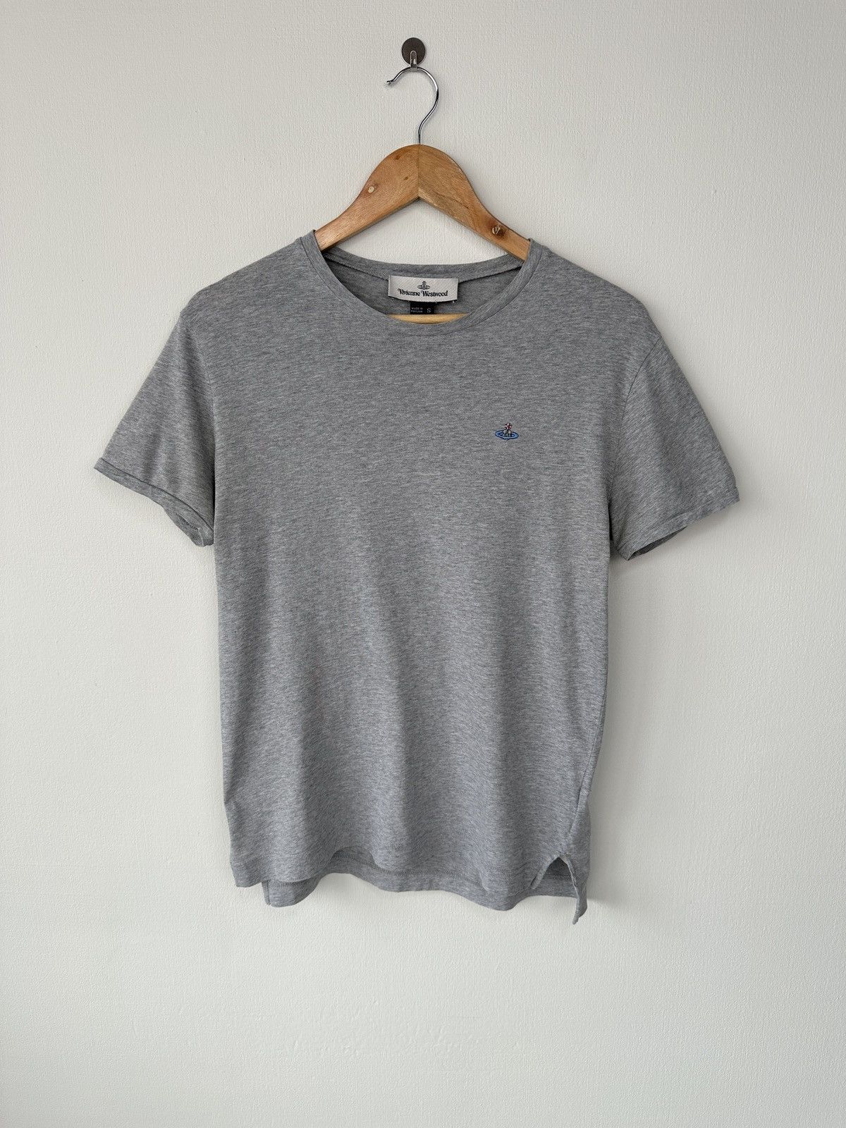 Vivienne Westwood VIVIENNE WESTWOOD Orb Logo Gray T-Shirt Men’s Size S Size US S / EU 44-46 / 1 - 1 Thumbnail