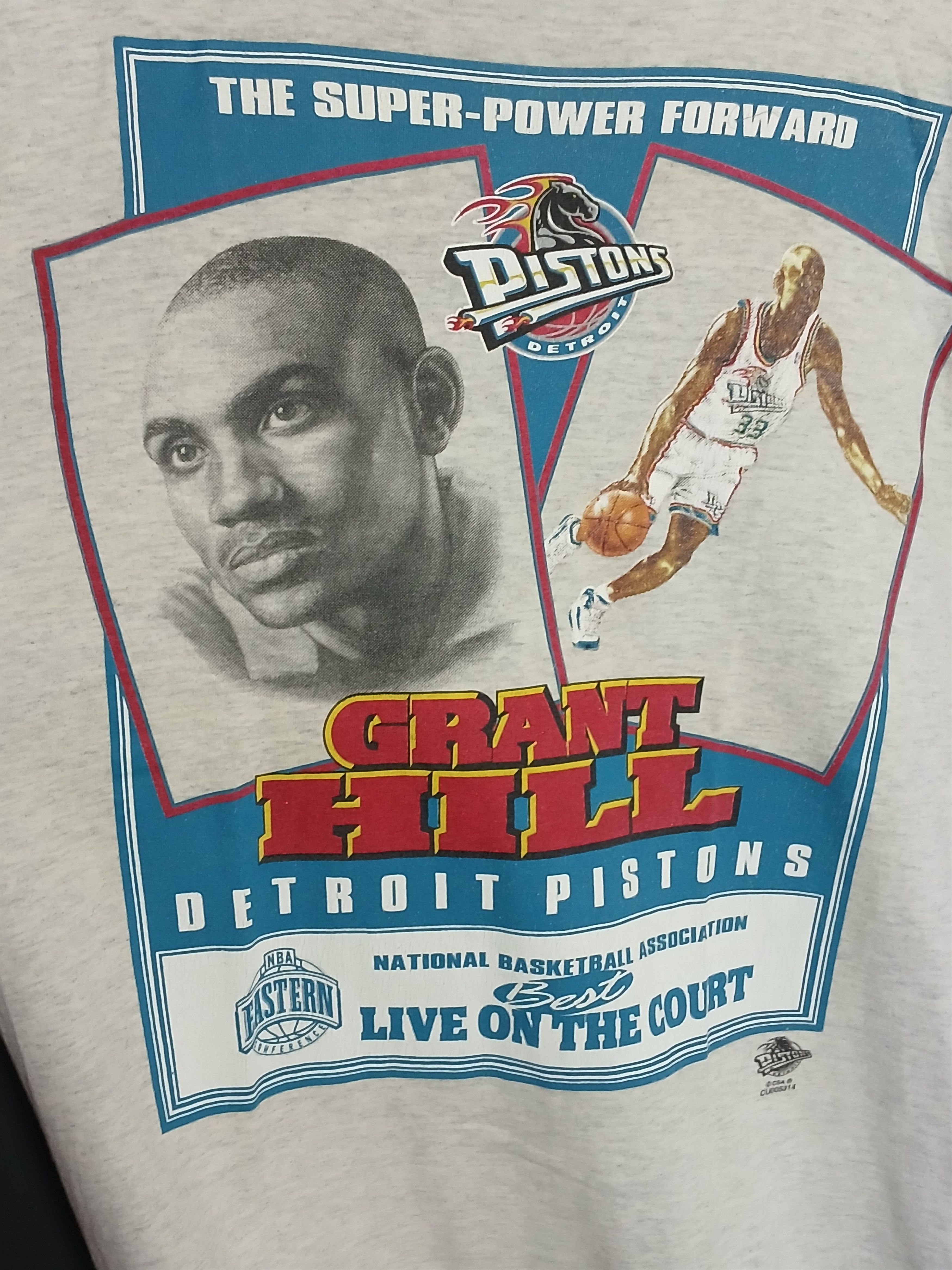 NBA Vintage NBA Detroit Pistons Grant Hill Basketball T-Shirt Size US M / EU 48-50 / 2 - 3 Thumbnail