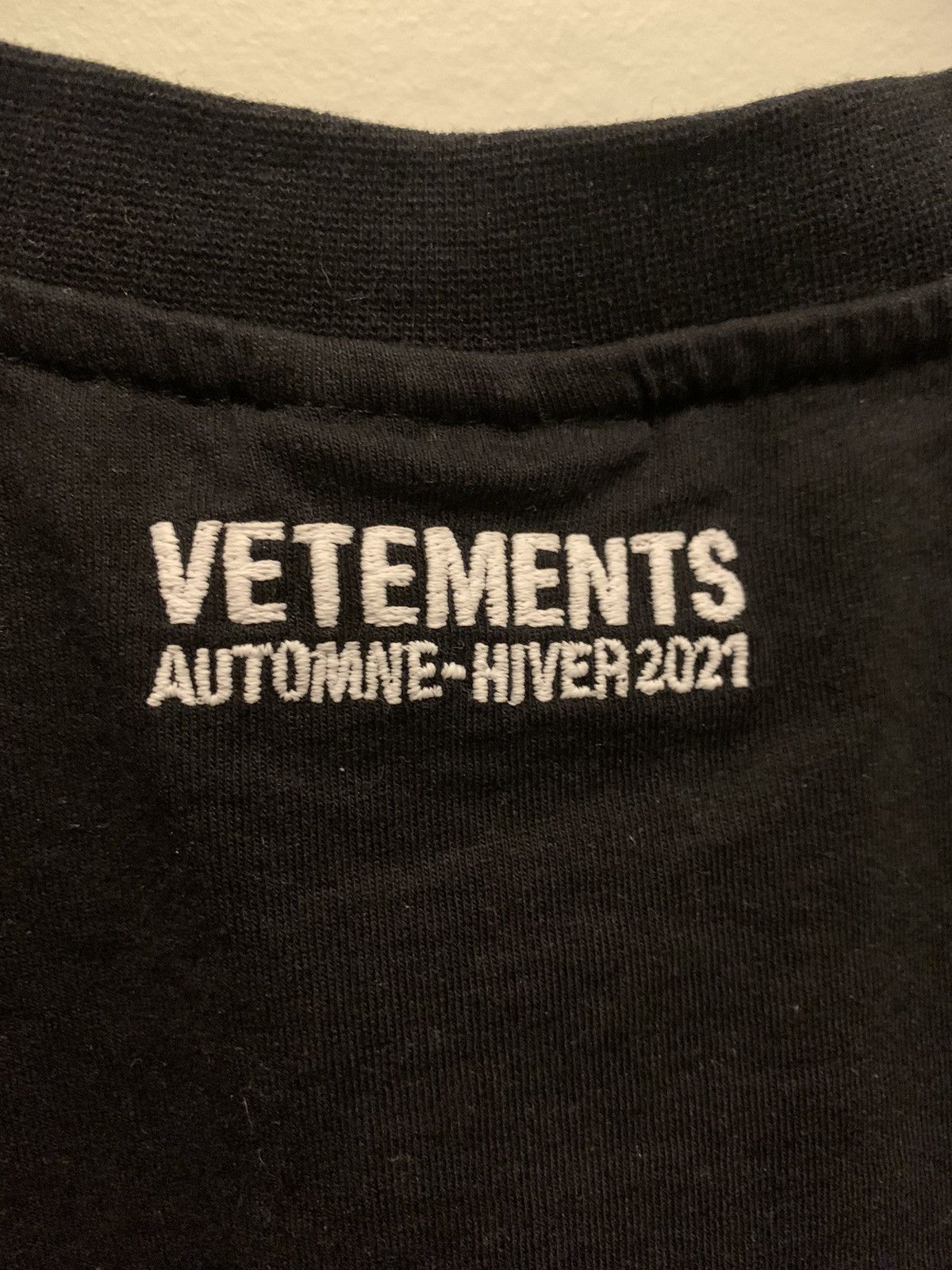 Vetements Vetements Antwerpen Screwed T Size US L / EU 52-54 / 3 - 4 Thumbnail