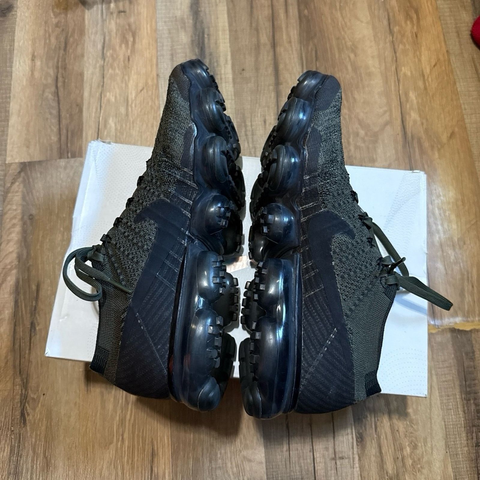 Nike 2017 Nike Air Vapormax Flyknit Cargo Khaki Size US 9.5 / EU 42-43 - 4 Thumbnail