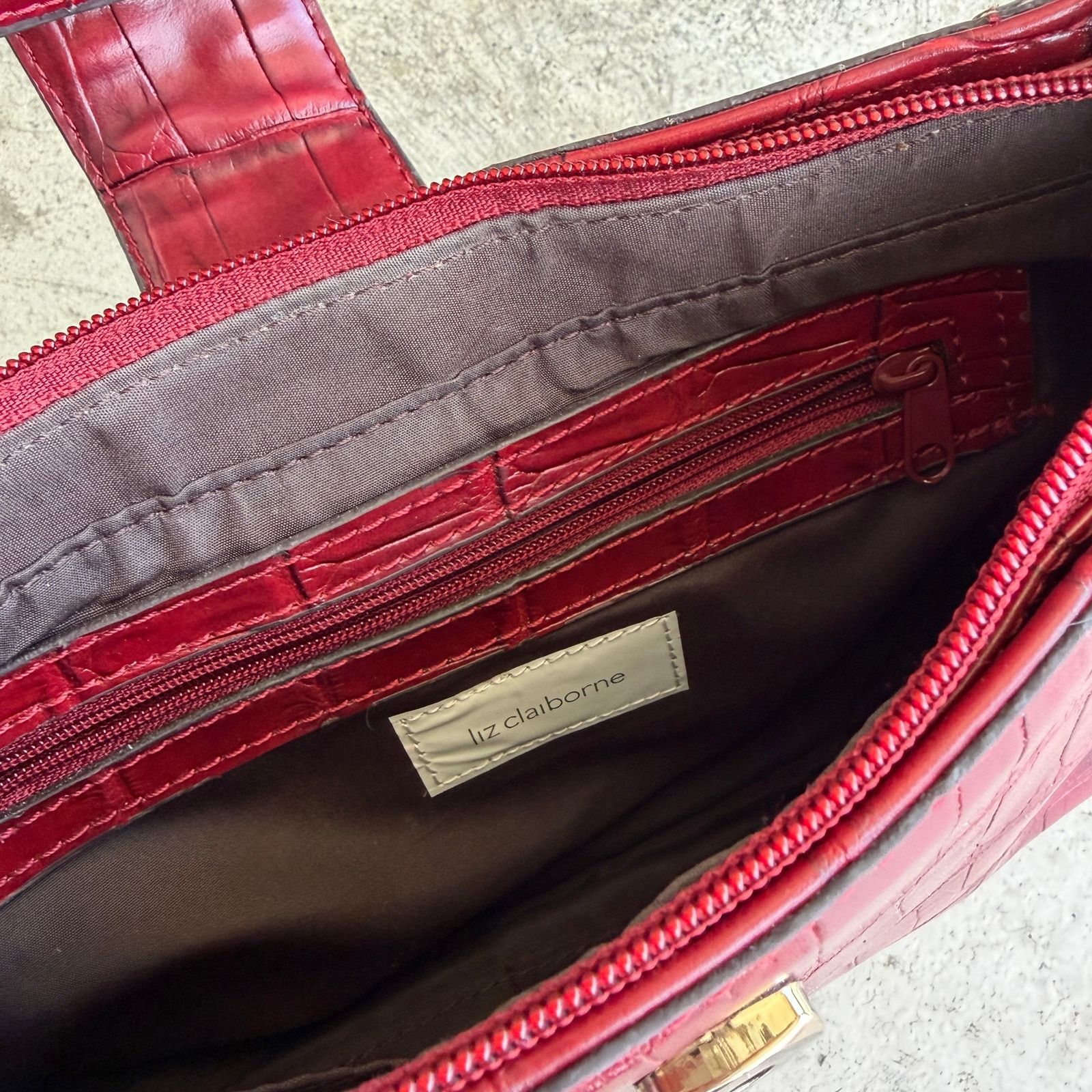Liz Claiborne Vintage y2k Burgundy Faux Croc Leather Shoulder Bag Purse Size ONE SIZE - 6 Thumbnail