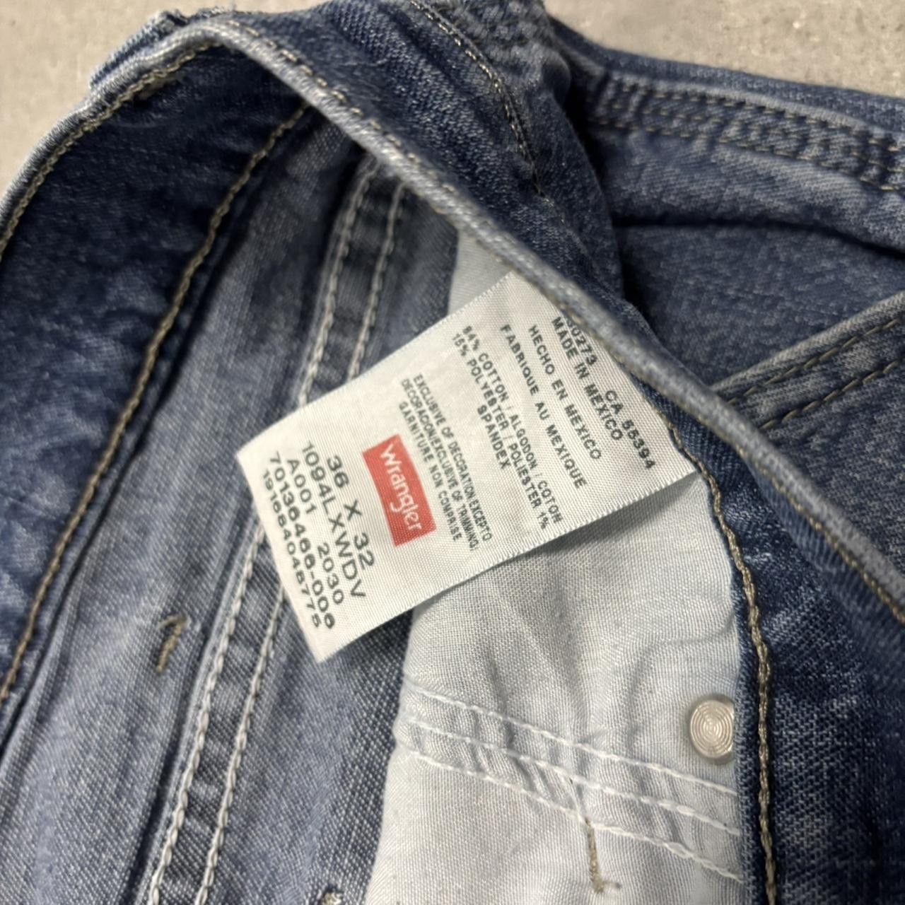 Japanese Brand × Vintage Crazy Vintage Y2K/2000s Dark Wash Workwear Carpenter Denim Jeans! Size US 36 / EU 52 - 8 Thumbnail