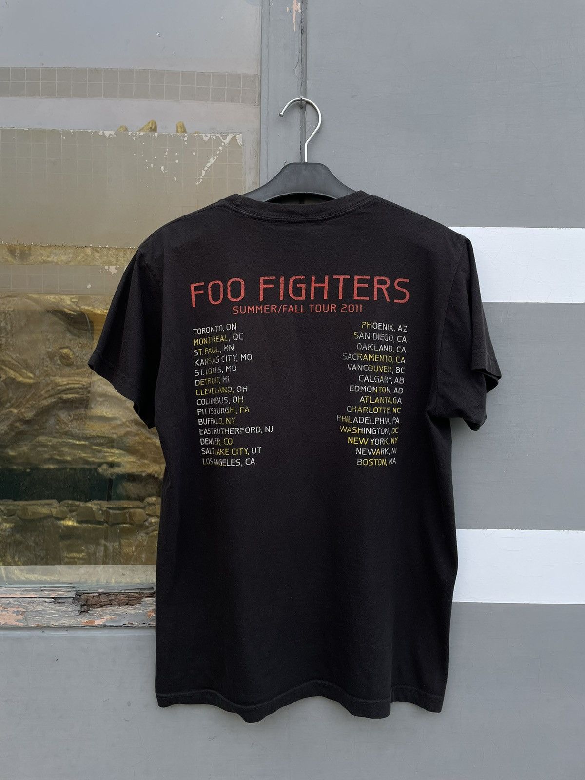 Band Tees Foo Fighter Wasting Light Tour 2011 Size US S / EU 44-46 / 1 - 2 Thumbnail