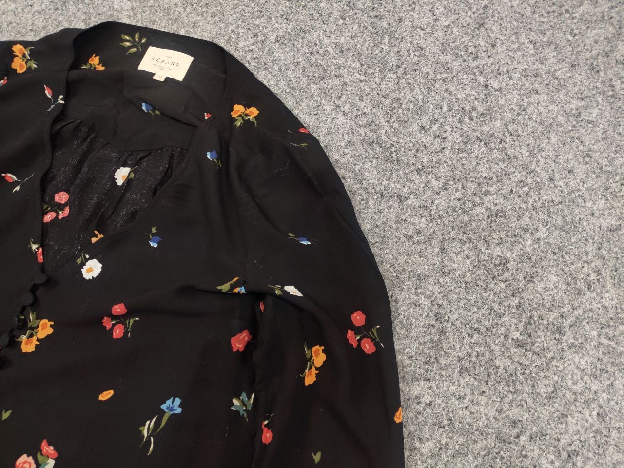 Sezane Sezane Paris design Flowers Pattern Viskoze Blouse Cardigan Size XS / US 0-2 / IT 36-38 - 4 Thumbnail