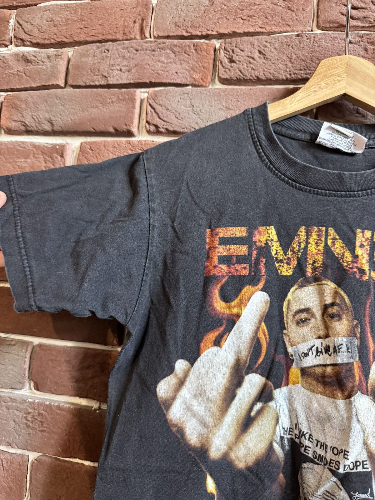 Eminem Rare Vintage Y2K Eminem Survival Rap Band Tshirt 00s D12 Size US M / EU 48-50 / 2 - 5 Thumbnail