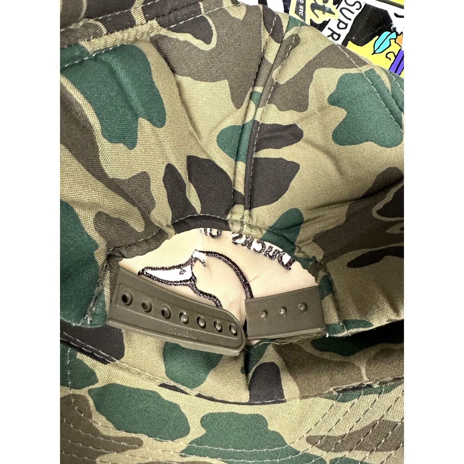 Vintage VINTAGE Ducks Unlimited Trucker Hat Adjustable Camo FLAW Broken Snap Needs Repair Mens Size ONE SIZE - 7 Thumbnail