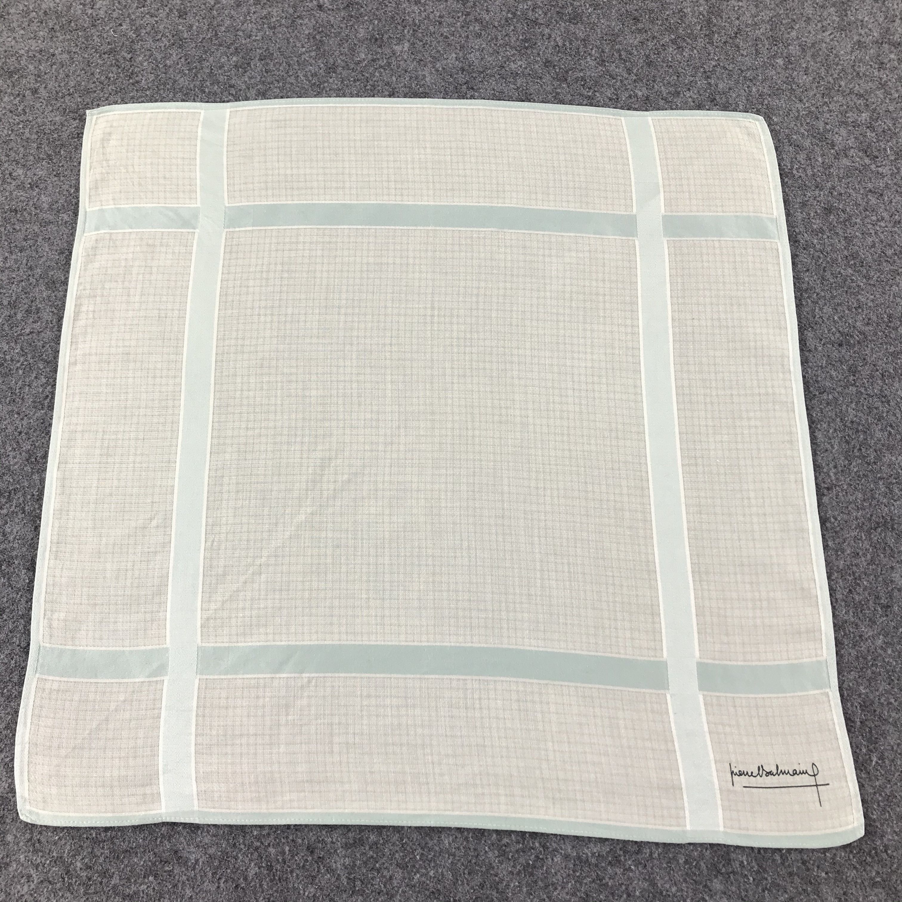 Pierre Balmain Pierre Balmain Handkerchief Neckerchief Bandana H455 Size ONE SIZE - 3 Thumbnail