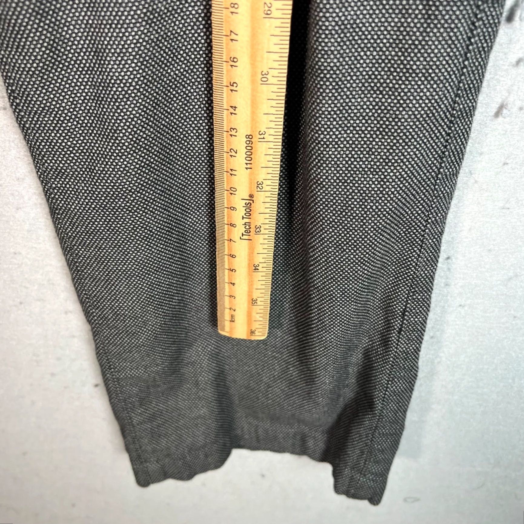 Banana Republic Banana Republic Pants Mens 38 x 32 Gray 100% Cotton Straight Leg Dress Pants Solid Style Mens Size US 38 / EU 54 - 6 Thumbnail