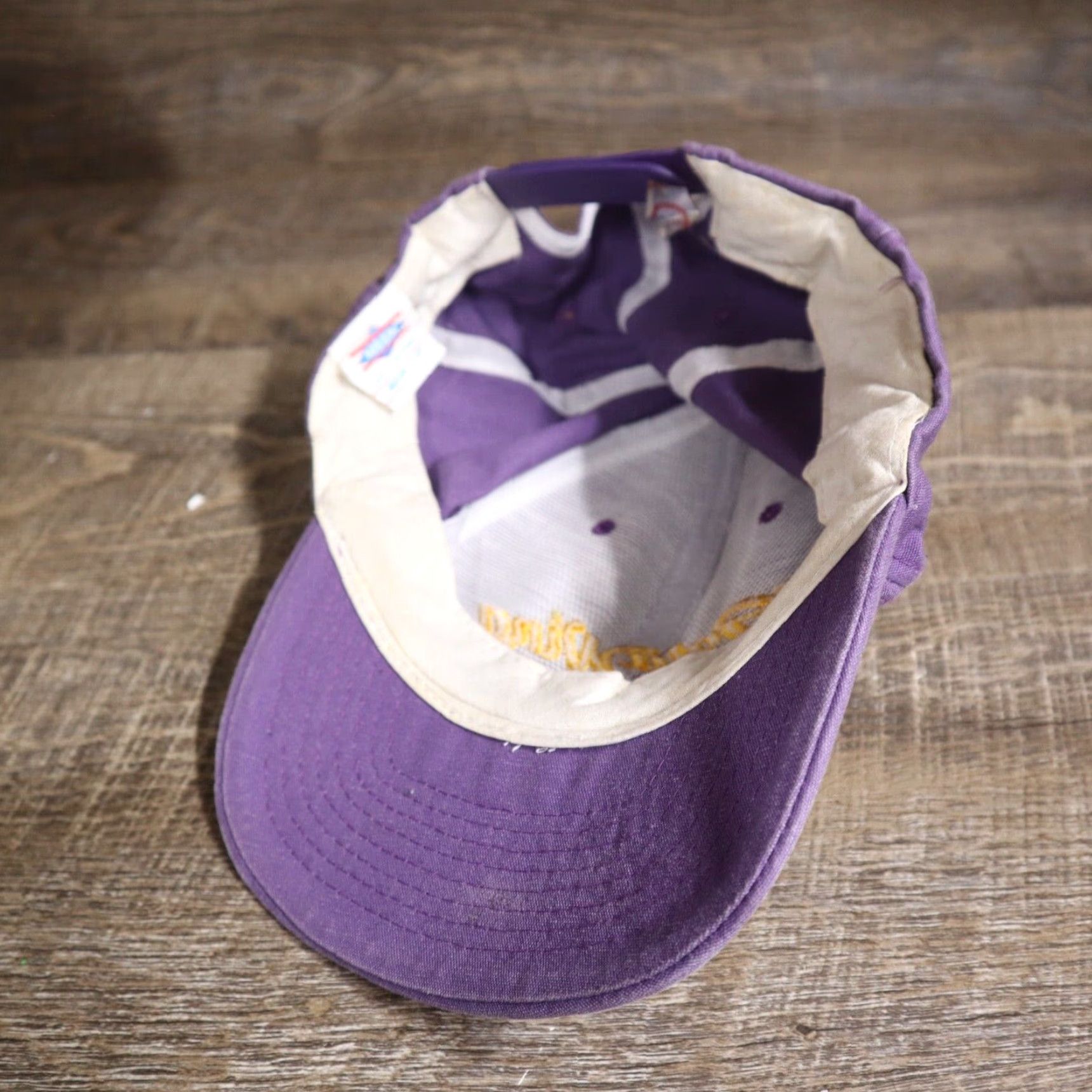 Honda VINTAGE Honda Goldwing Purple Gold Motorcycle Hat Cap Embroidered Snapback Size ONE SIZE - 6 Thumbnail