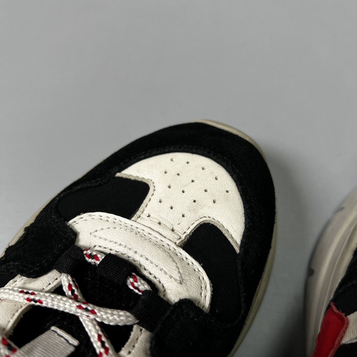 Isabel Marant Isabel Marant “Kindsay” sneakers Black Red Luxury Size US 8 / IT 38 - 10 Thumbnail