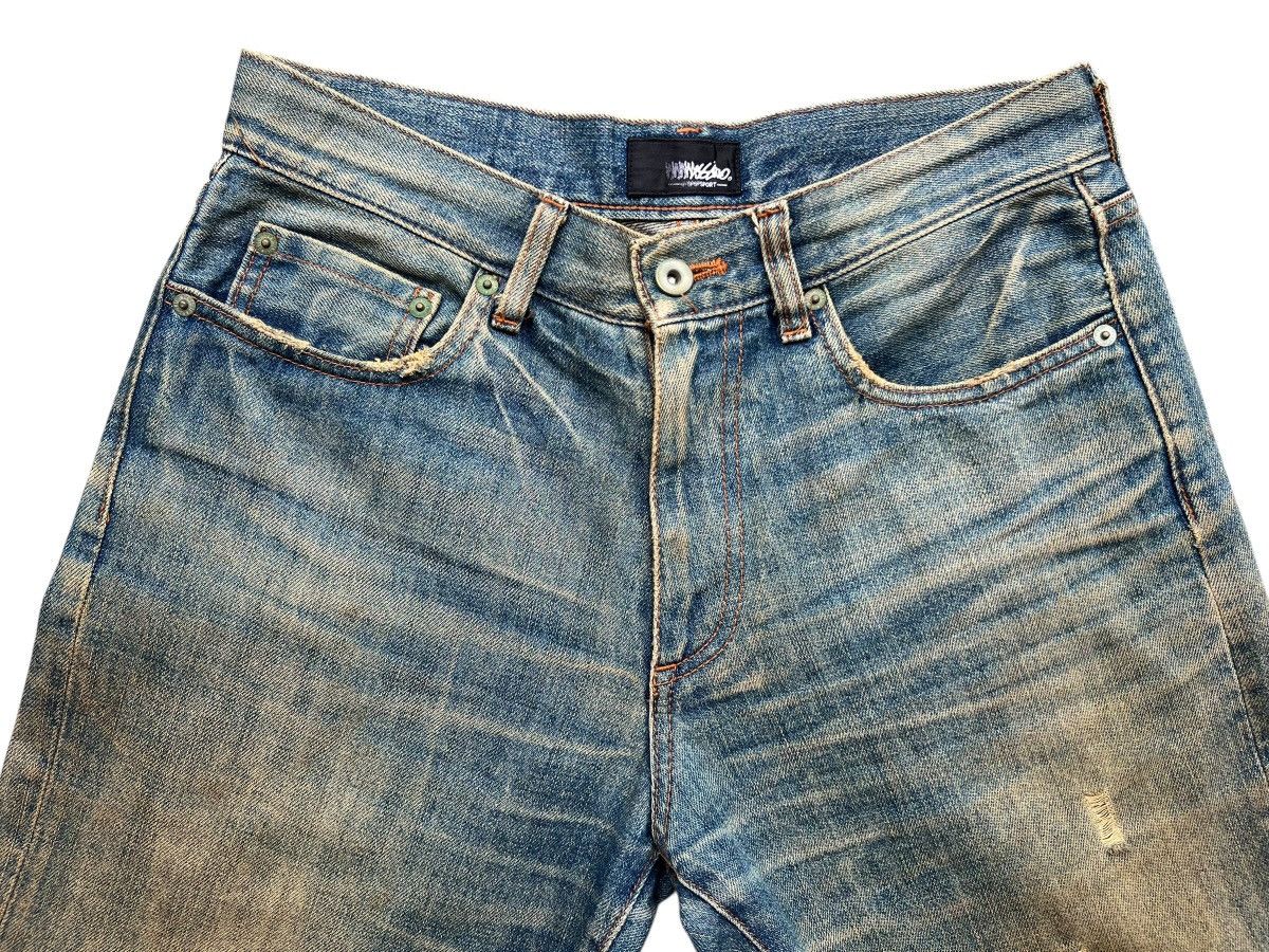 Mossimo Massimo Distressed Mudwash Distressed Denim Jeans 31x34 Size US 31 - 6 Thumbnail
