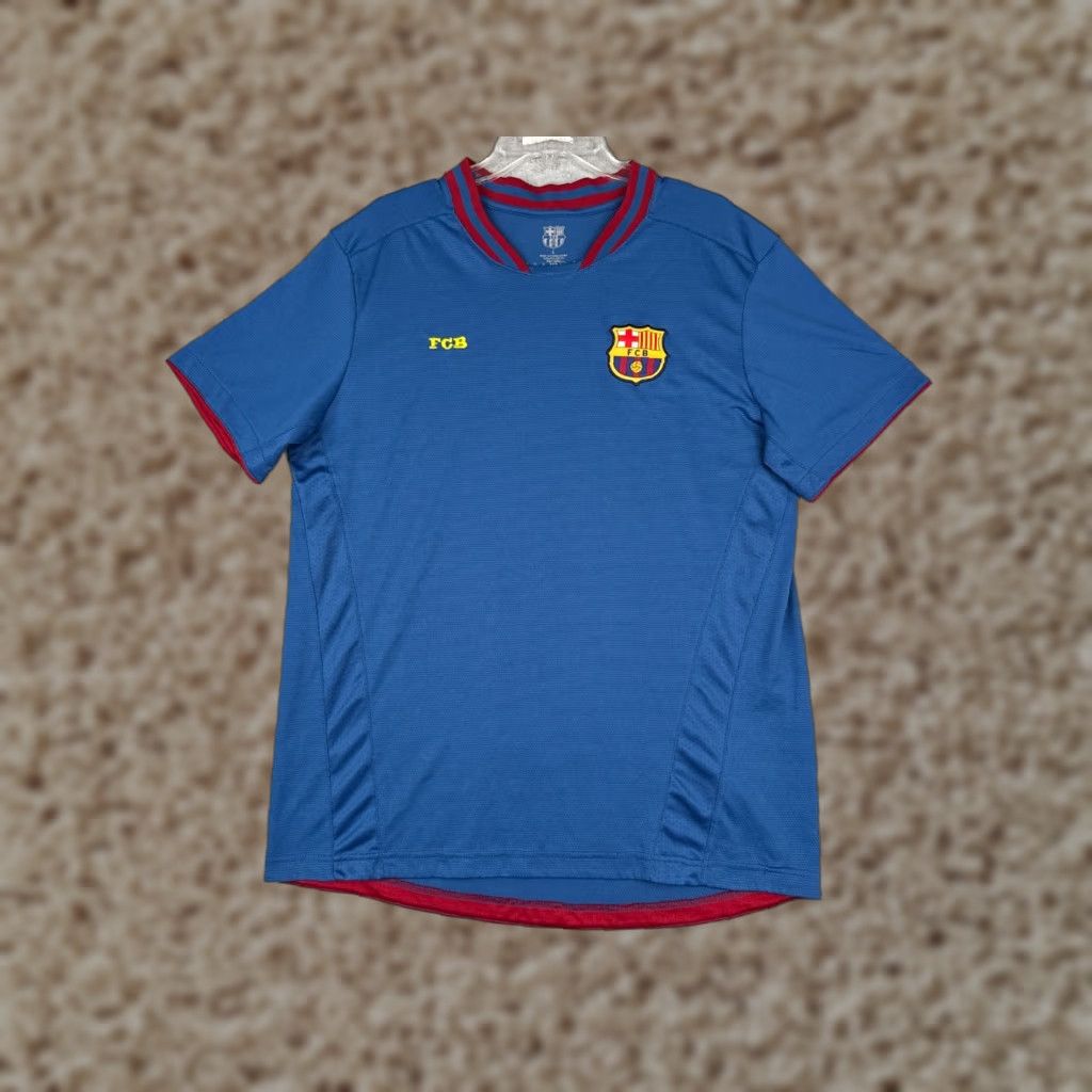 Vintage FCB Football Jersey Adult Large Blue Red Shield Crest Soccer Shirt Mens Size US L / EU 52-54 / 3 - 1 Thumbnail