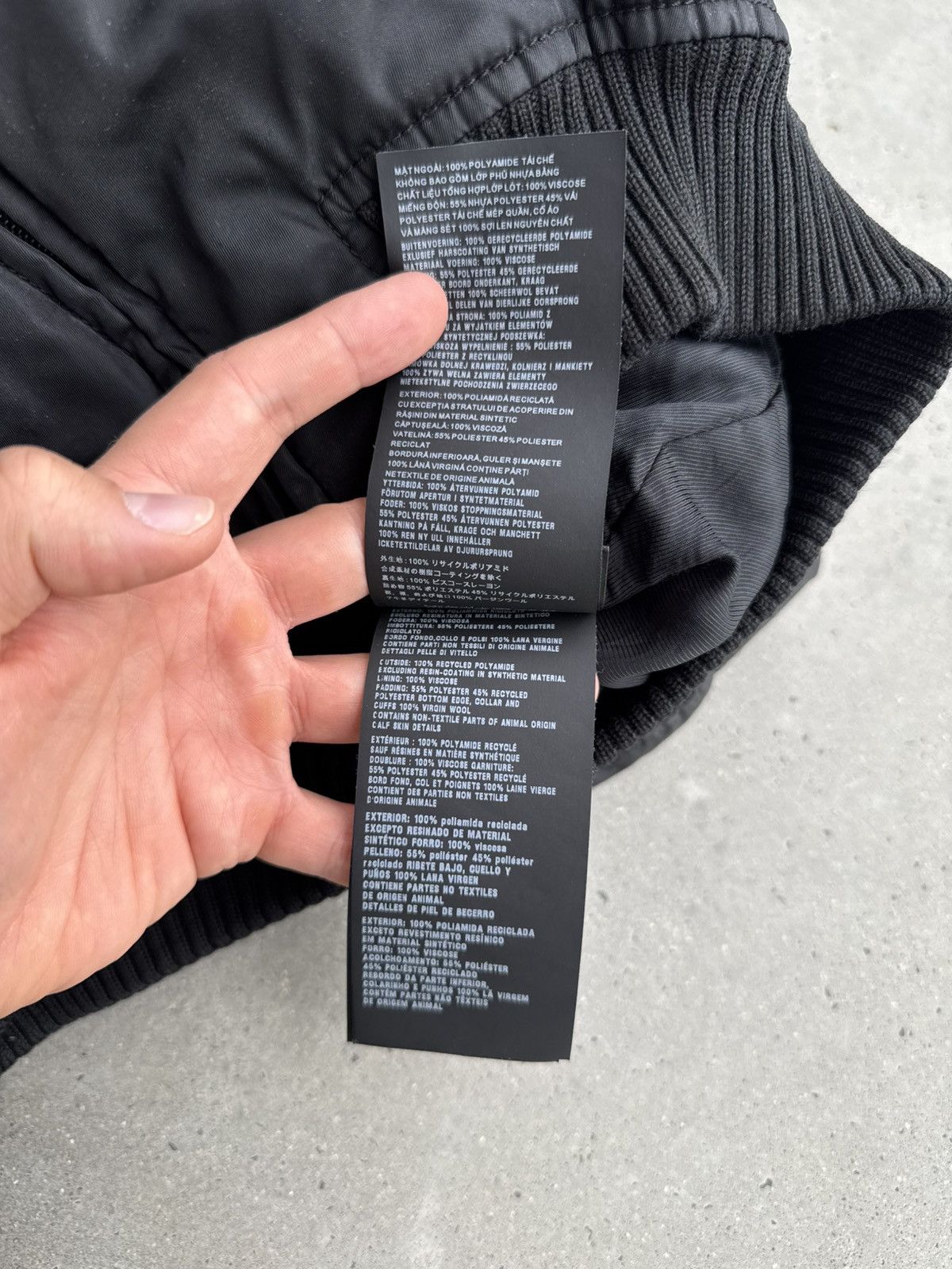 Prada Prada Re-Nylon Bomber Jacket Grail Designer Basic black rare Size US M / EU 48-50 / 2 - 9 Thumbnail