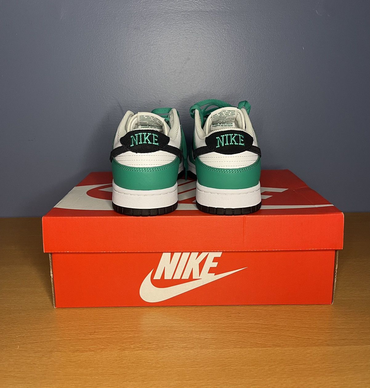 Nike Nike Dunk Low “Celtics” Size US 10.5 / EU 43-44 - 5 Thumbnail