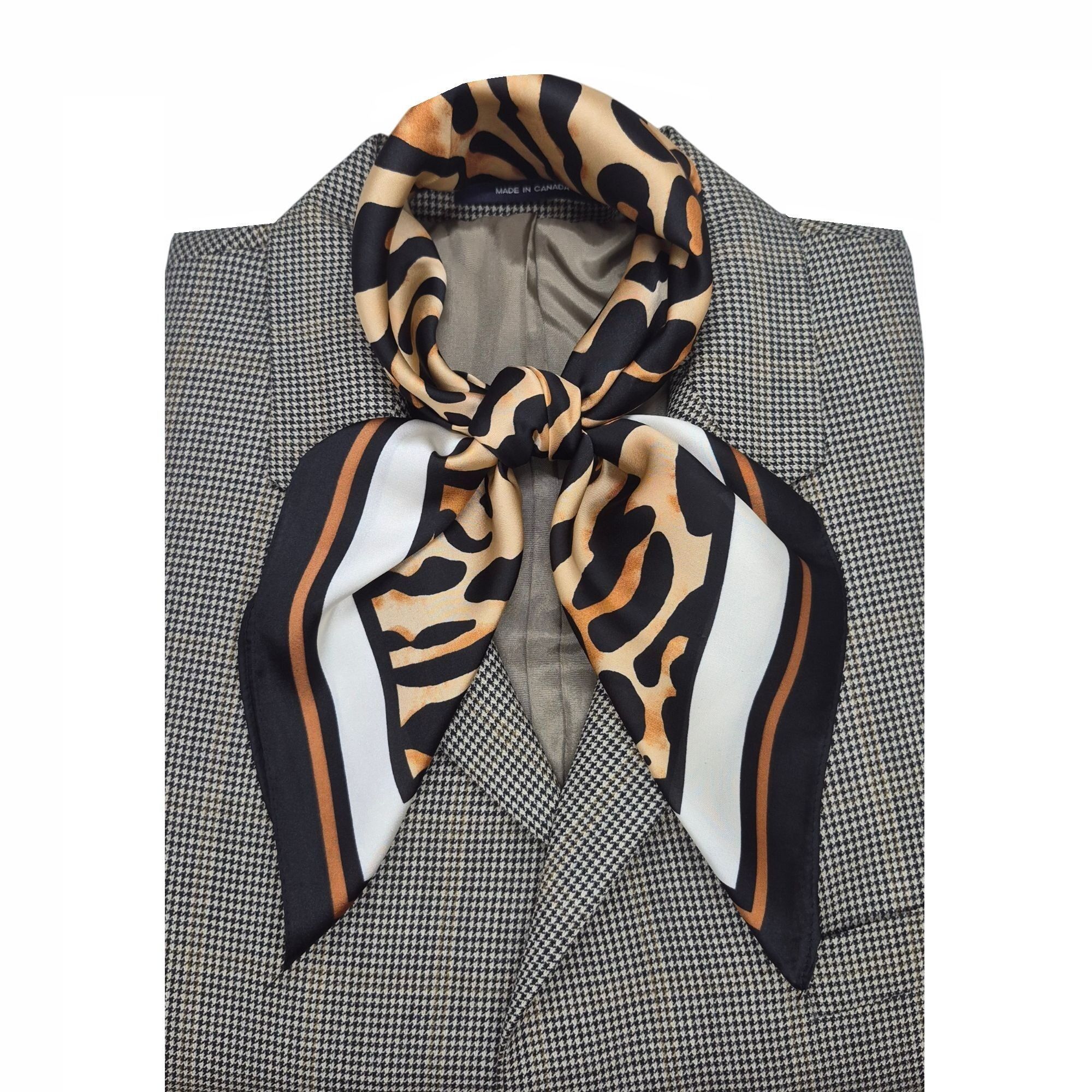Other ✨Elegant Bandana Square Scarf Silky Satin Animal Print Leopa Size ONE SIZE - 1 Thumbnail