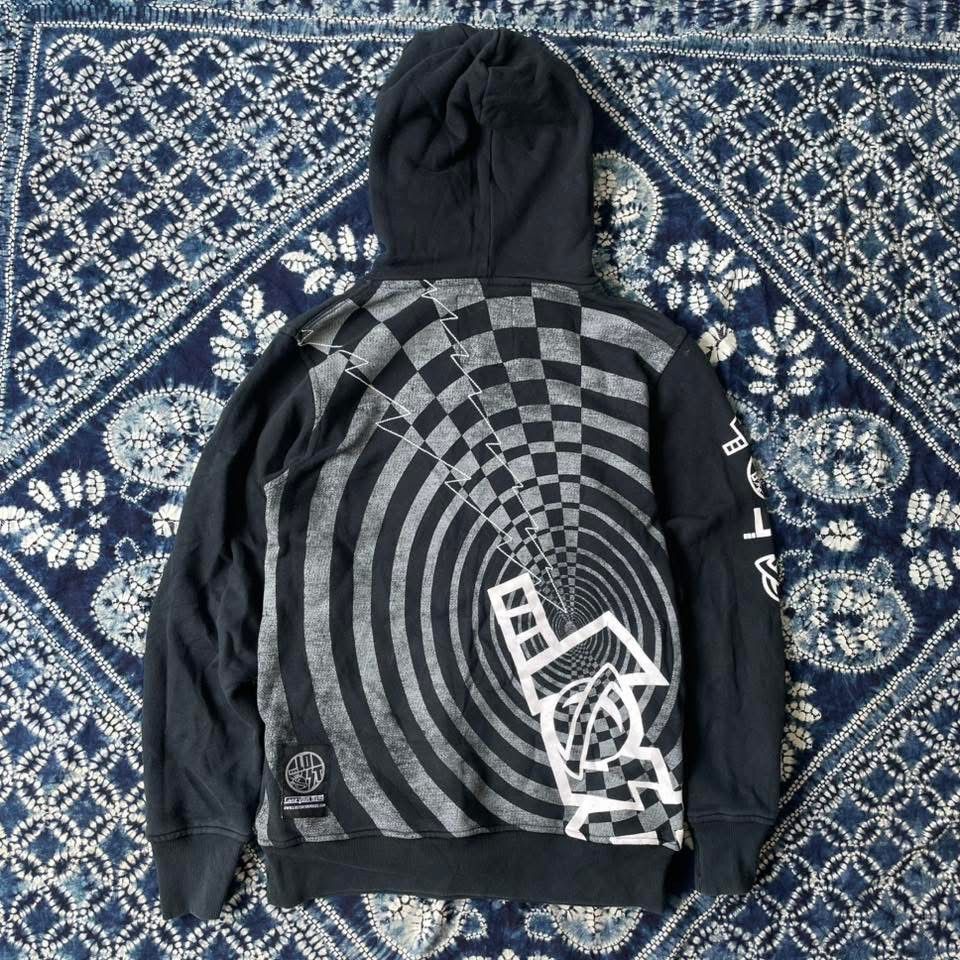 Vintage Lost Enterprises Hoodie Y2K Size Zm in Black, Men's — image 3 of 6