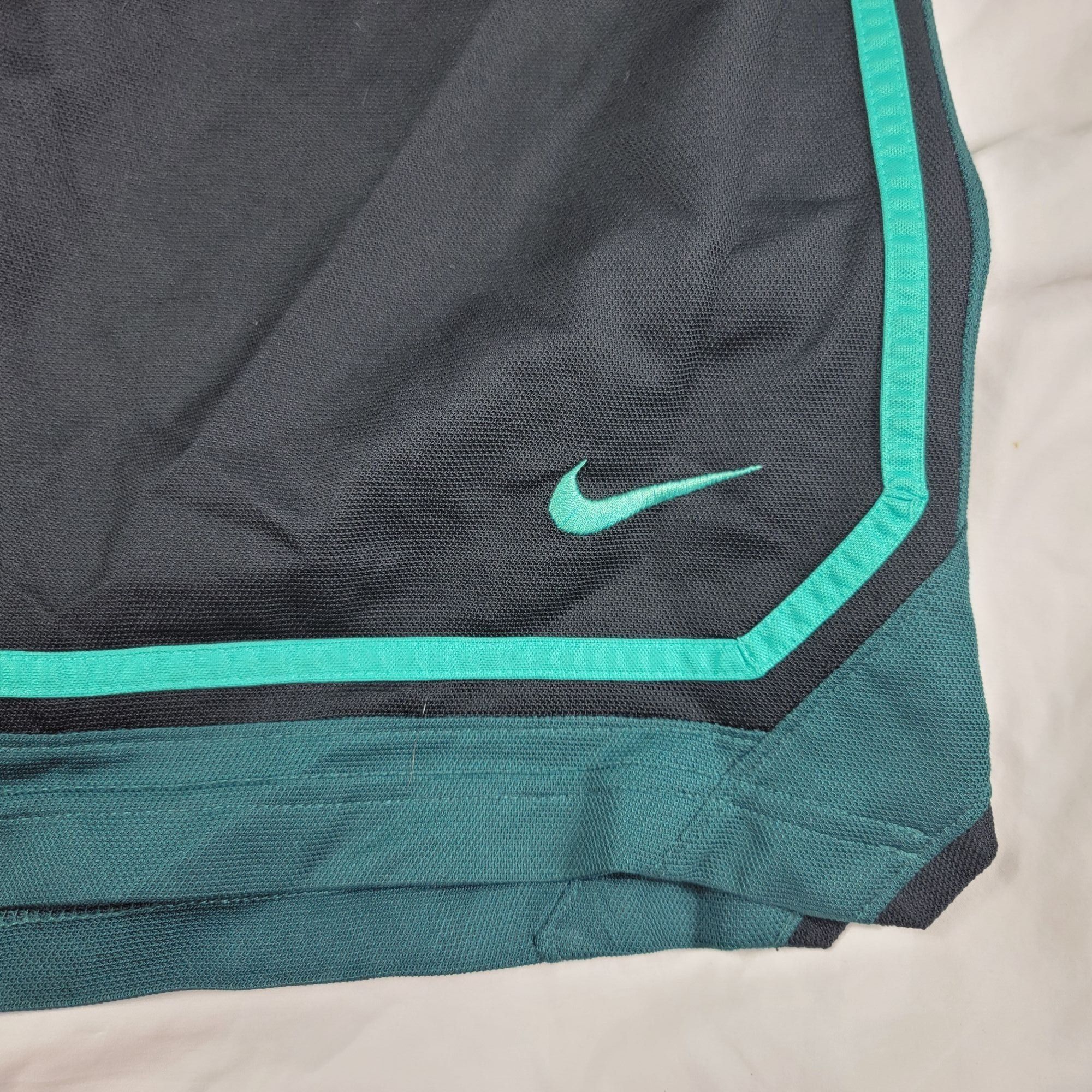 Nike Nike Dri Fit Mens Large Black Green Athletic Shorts Casual R Size US 44 / EU 60 - 3 Thumbnail
