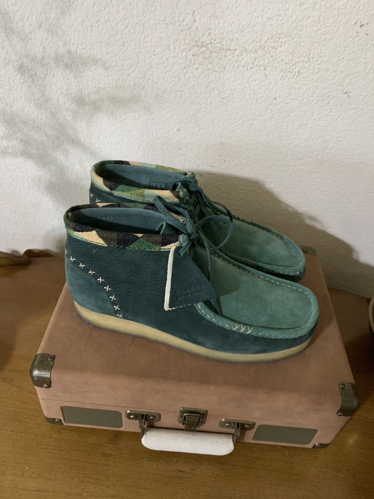 Clarks × END. End. X Clark’s Two Tone Wallabee boots Size US 10 / EU 43 - 3 Thumbnail