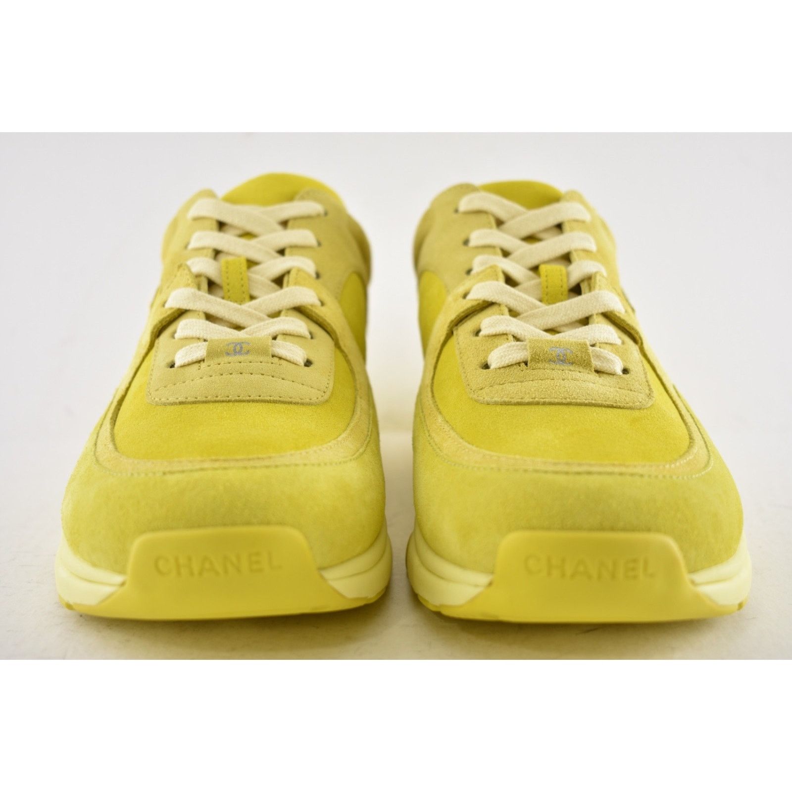 Chanel Chanel 19S Mens Yellow White Suede CC Logo Low Top Size US 11 / EU 44 - 7 Thumbnail