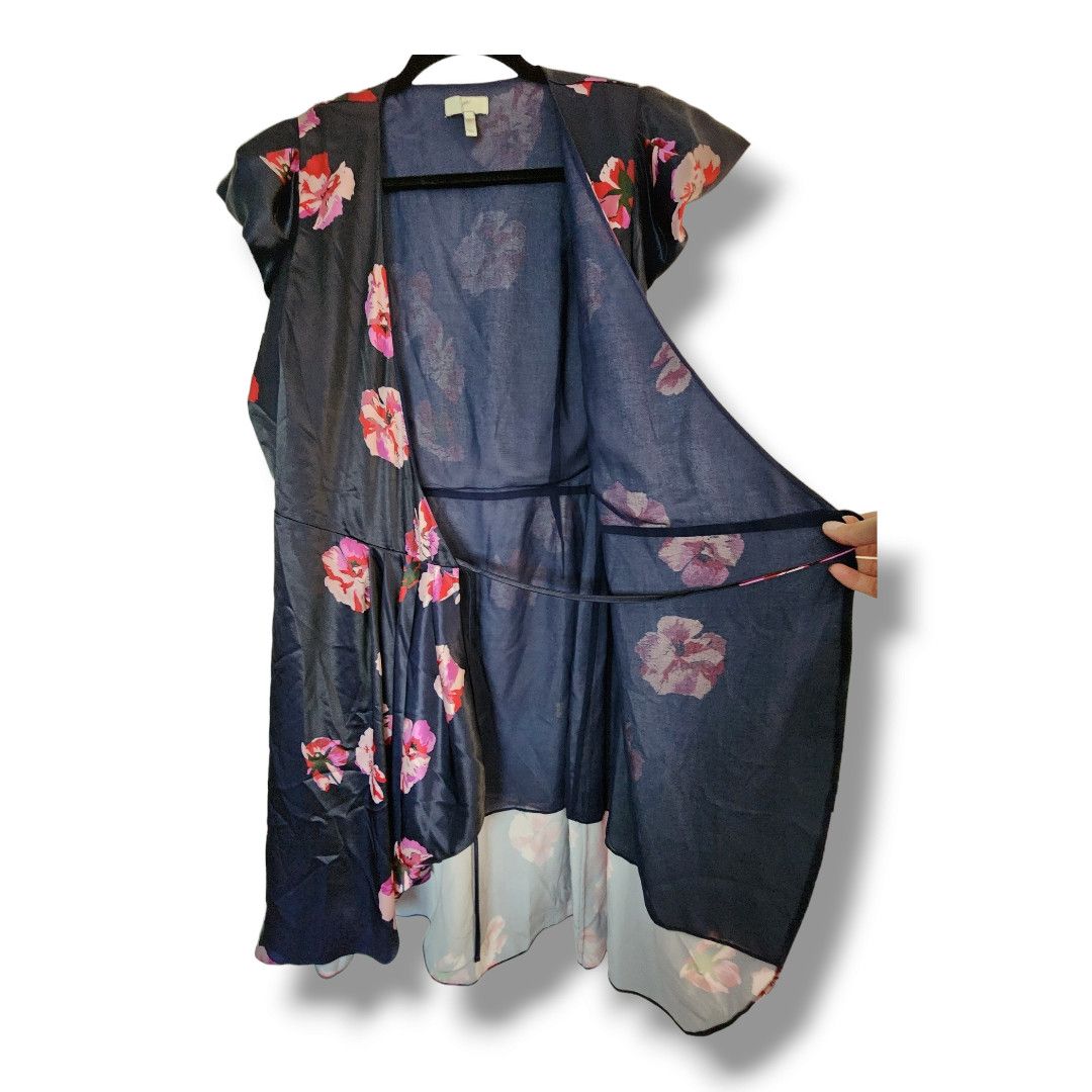Joie Joie Miltona Navy Blue Floral Midi Wrap Dress Size Small Size S / US 4 / IT 40 - 18 Thumbnail