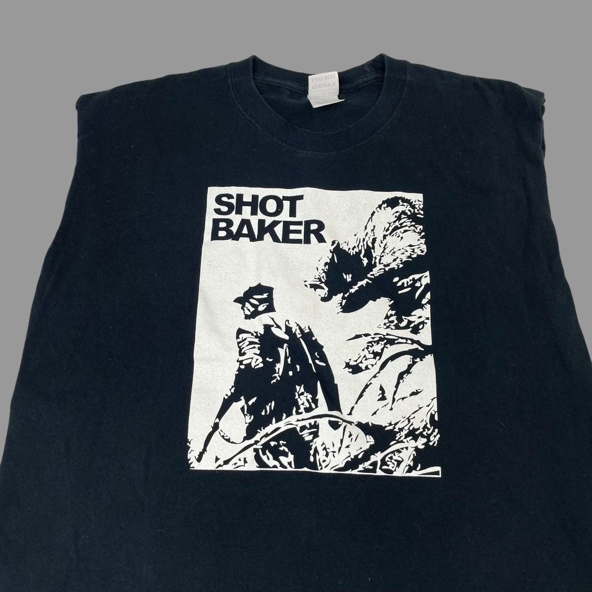 Vintage Vintage y2k shot baker band tee Size US L / EU 52-54 / 3 - 3 Thumbnail
