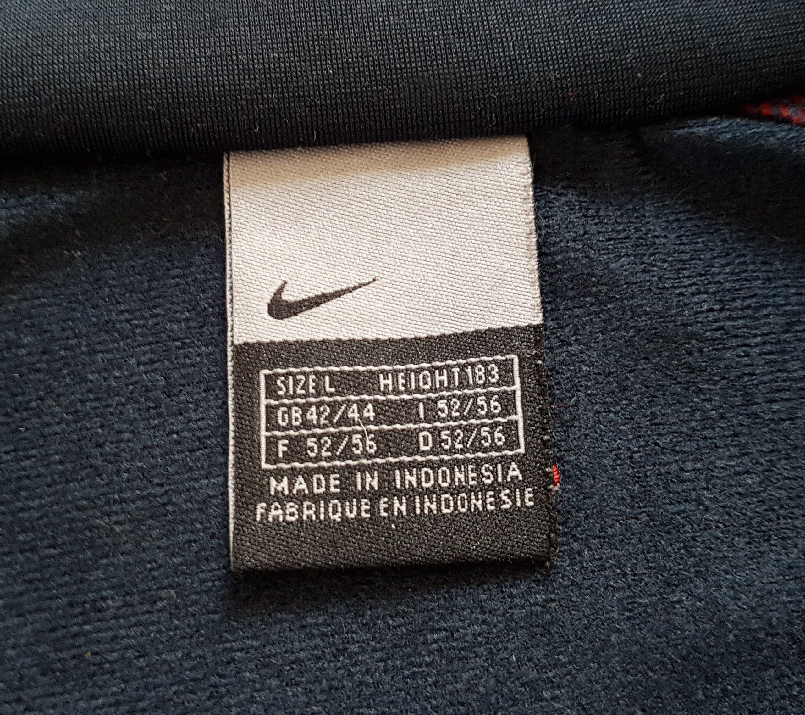 Nike y2k Vintage Nike Track Top Full Zip Jacket sz L Size US L / EU 52-54 / 3 - 10 Thumbnail