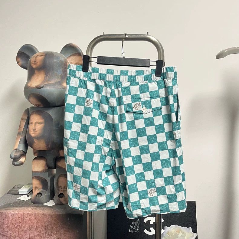 Louis Vuitton Louis Vuitton Checkerboard shorts 2504-Nextarrow Size US 42 / EU 58 - 2 Thumbnail
