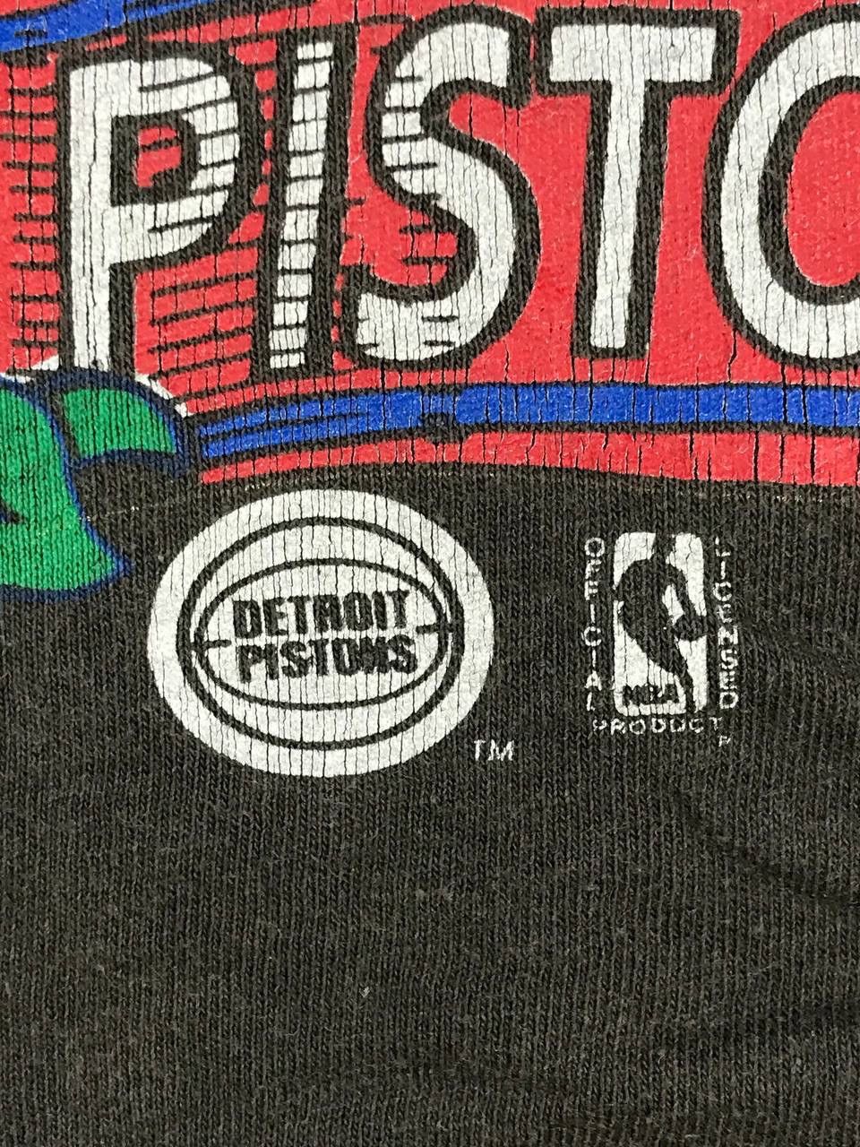 NBA Vintage detroit pistons world champion 1990 Size US XL / EU 56 / 4 - 6 Thumbnail