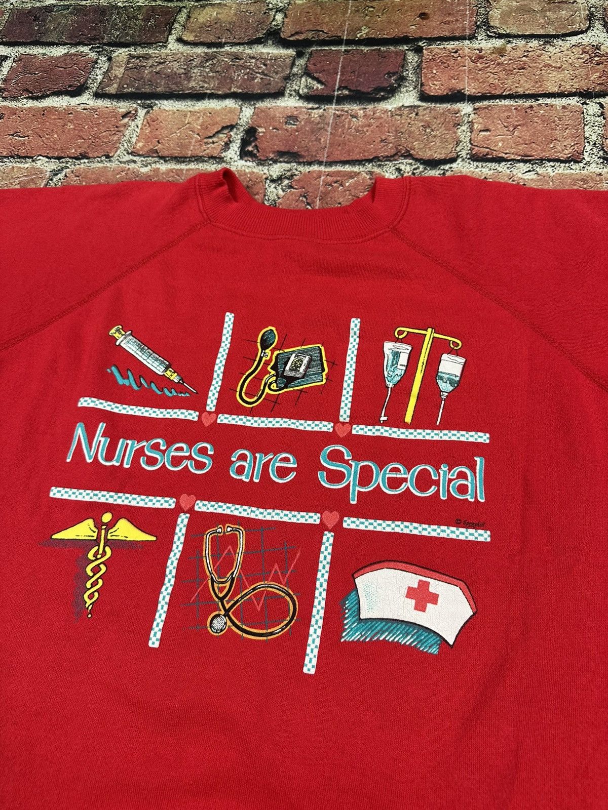 Hanes Vintage NURSES ARE SPECIAL Sweatshirt Grannycore 90s Raglan Size US L / EU 52-54 / 3 - 3 Thumbnail