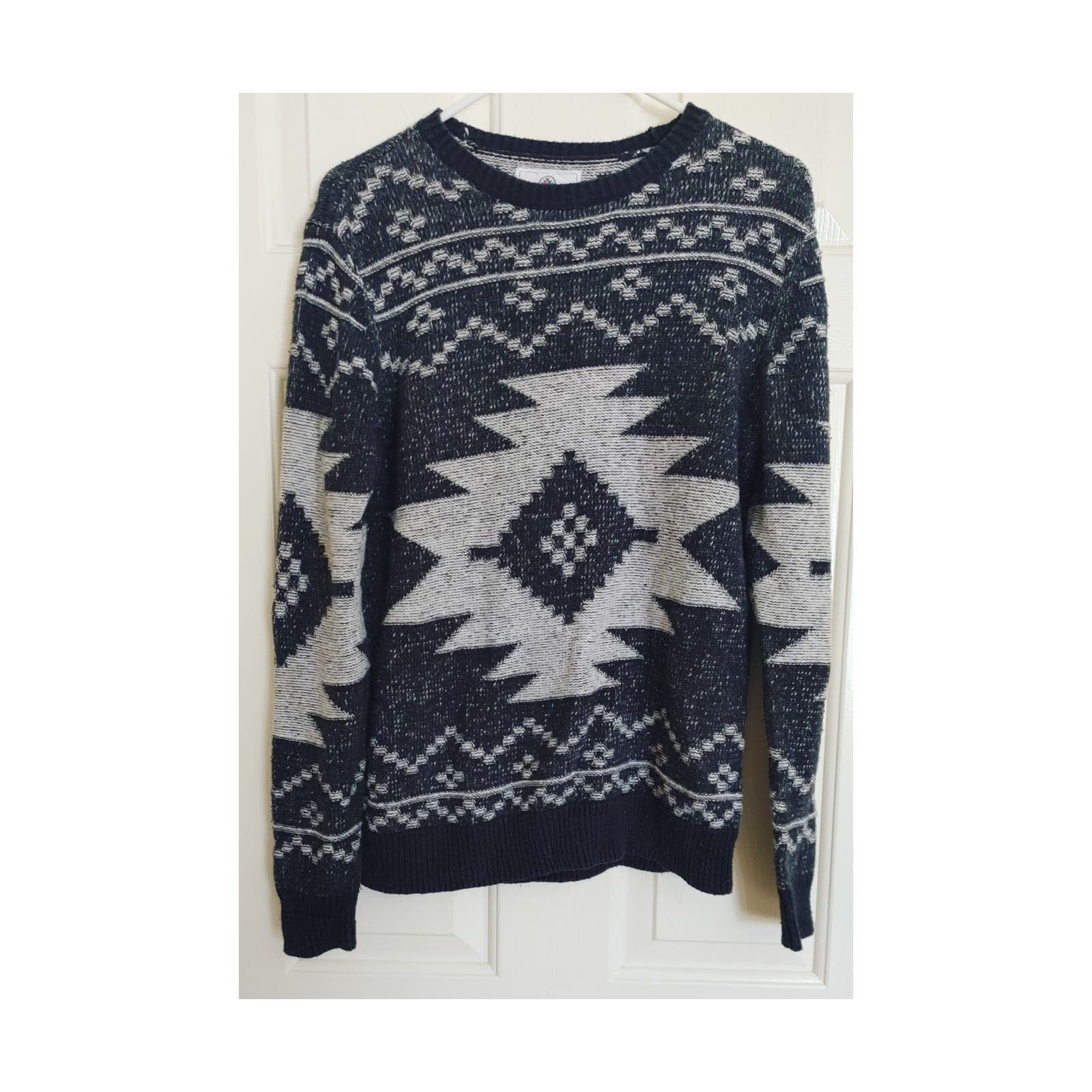 On the byas mens sweatshirt best sale