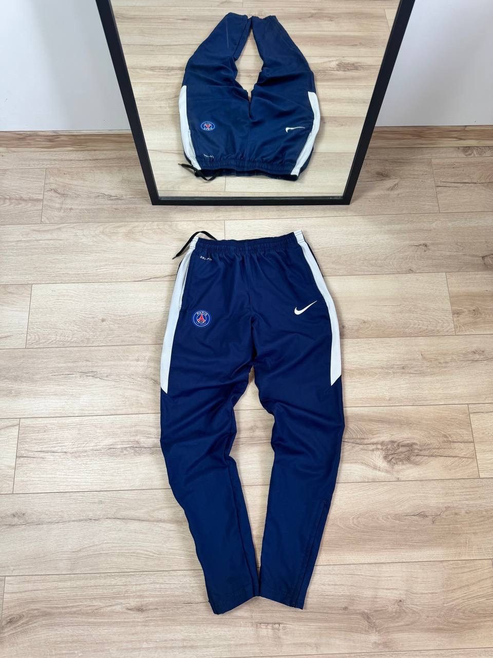 Nike Nike PSG Nylon Track Pants Size S Navy Blue Size US 30 / EU 46 - 1 Thumbnail