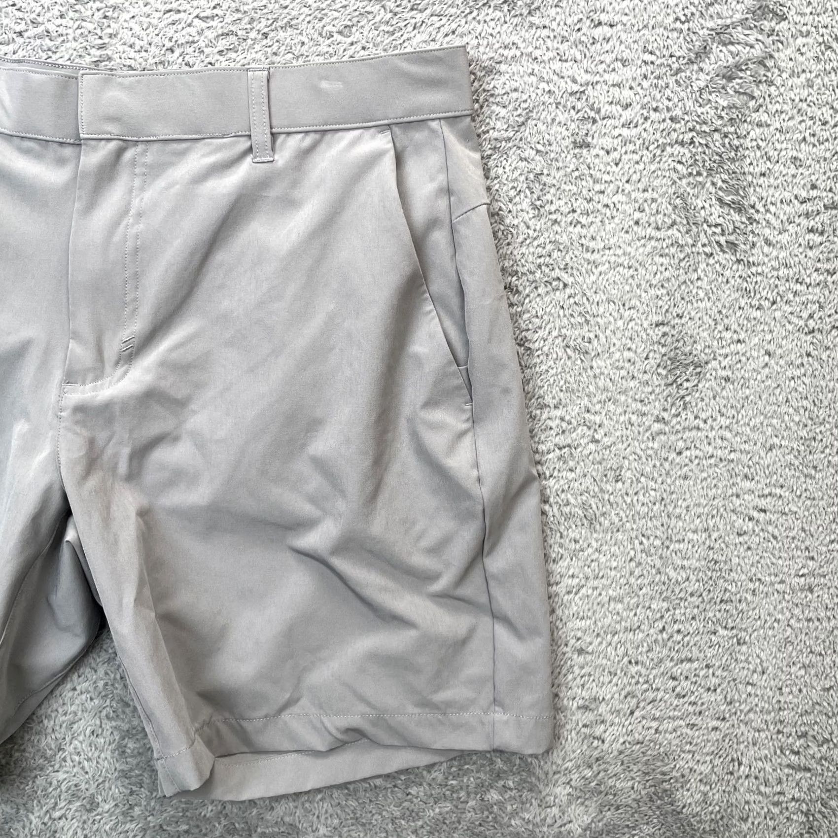 Fabletics Fabletics Shorts Mens 34 Gray The Only Tech Athletic Stretch Water Repellent Activewear Casual Size US 34 / EU 50 - 5 Thumbnail