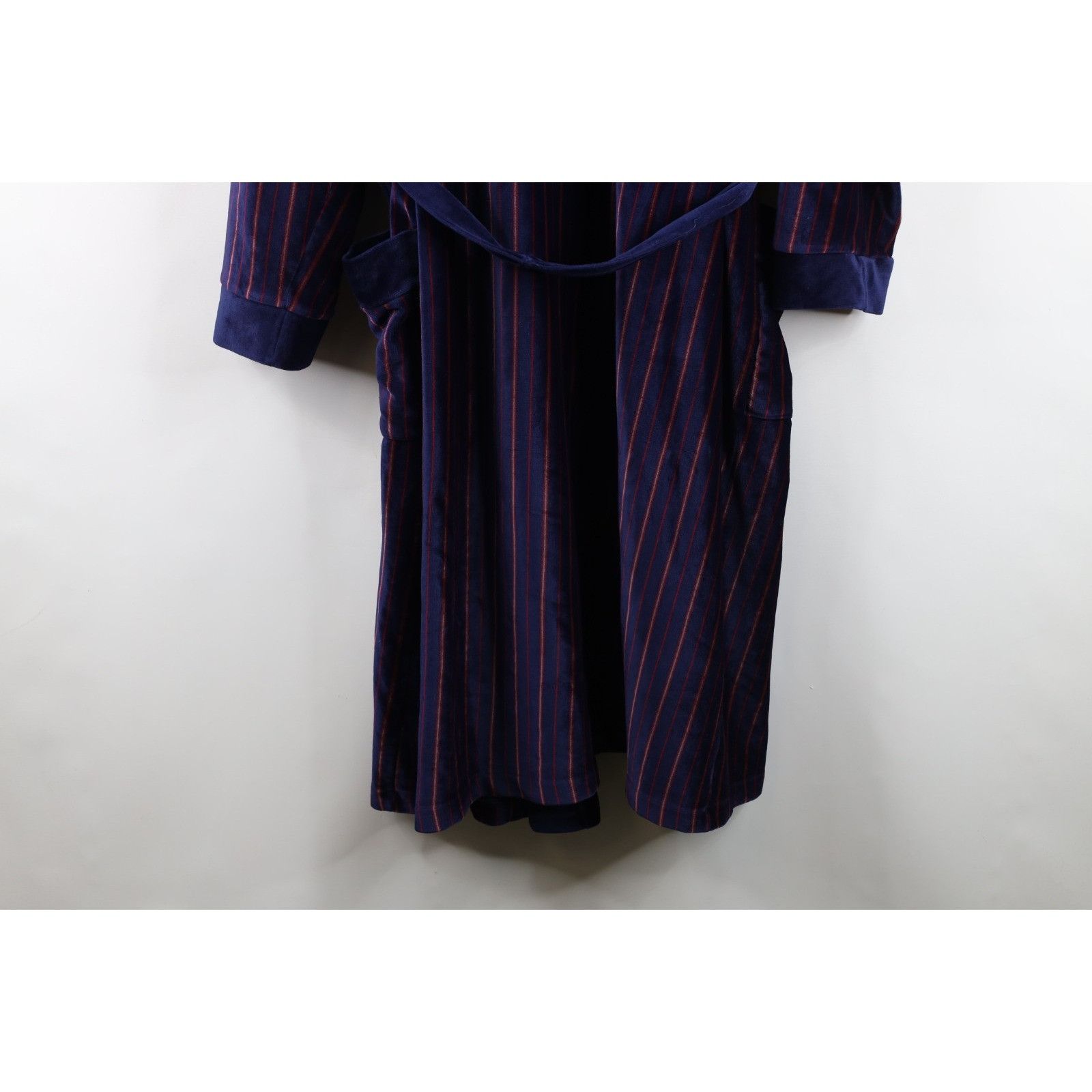 Vintage Vintage 70s Streetwear Striped Velvet Velour Bath Robe Size US XL / EU 56 / 4 - 17 Thumbnail