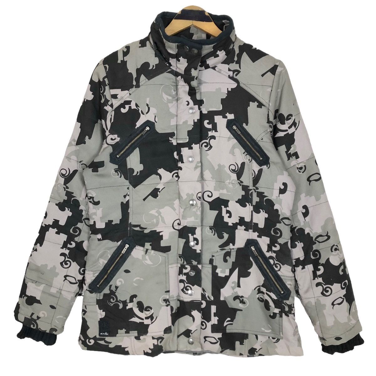 image of Oakley Camouflage Pattern Snap Button Light Jacket in Grey, Men's (Size Small)