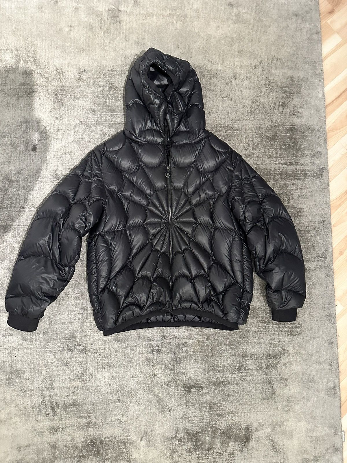 最終値下げ‼️MONCLER × SPIDERMAN 大きいサイズ Moncler Down Jacket - Spiderman X Moncler Down Jacket