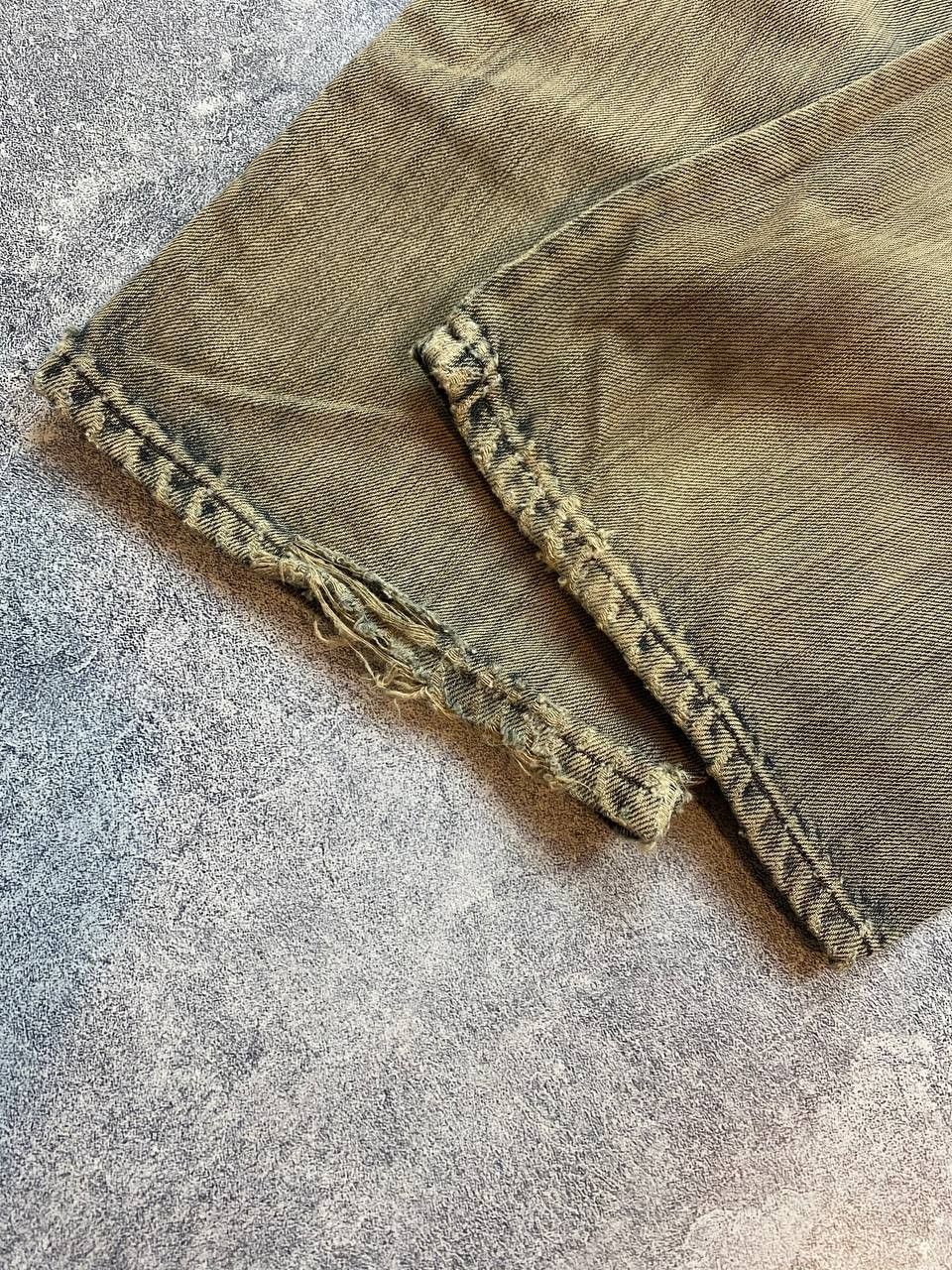 Wrangler Wrangler Jeans Dirty Pants faded crazy thrash y2k distressed Size US 36 / EU 52 - 15 Thumbnail